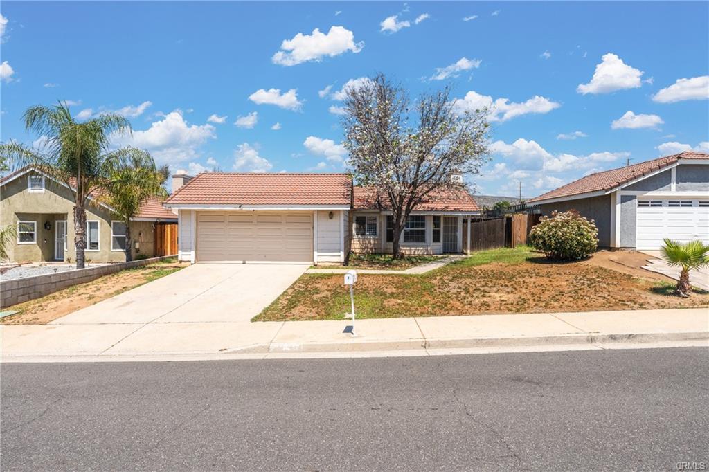 Moreno Valley, California, 92553, United States, 3 Bedrooms Bedrooms, ,2 BathroomsBathrooms,Residential,For Sale,1937126