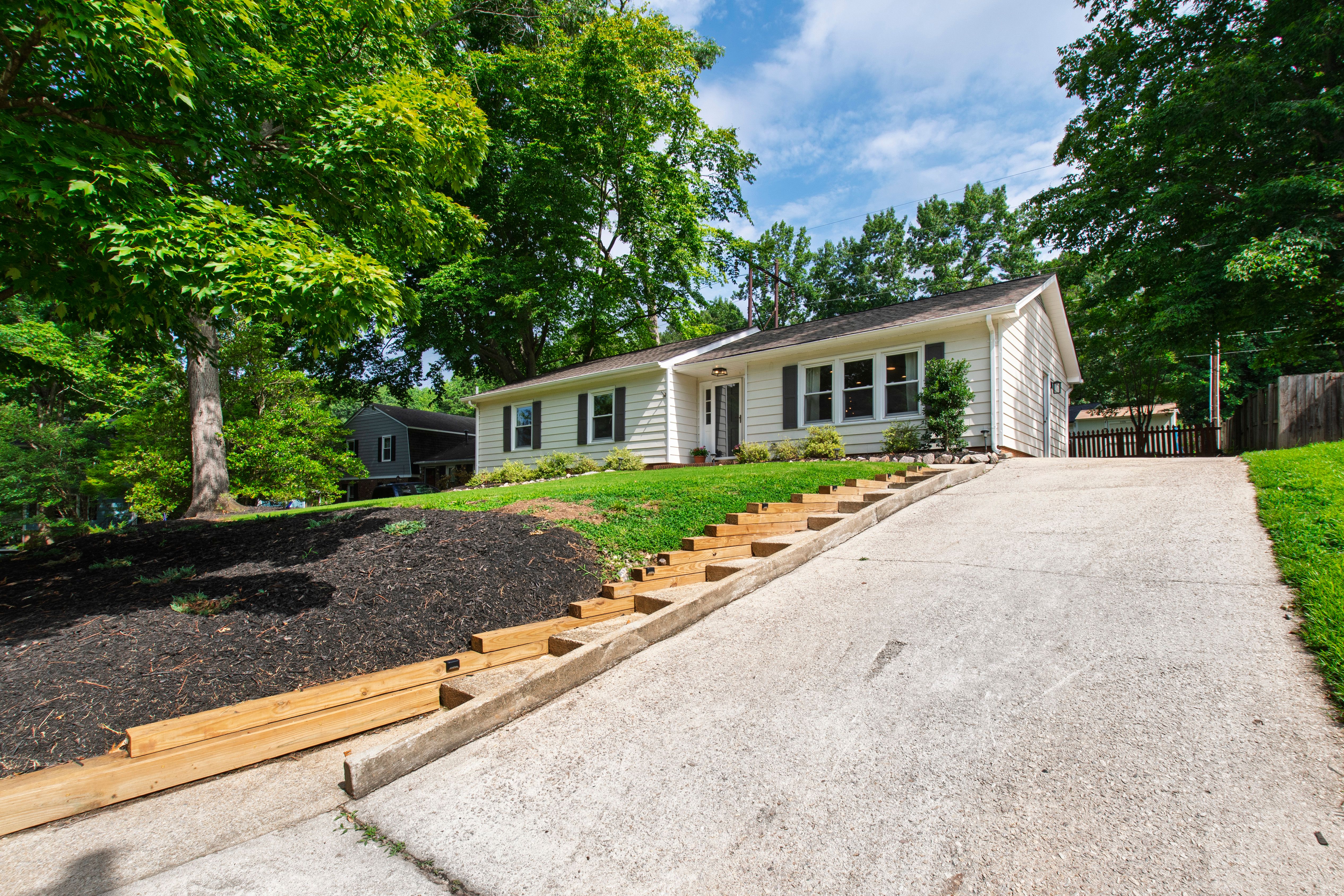  709 Dawnwood Court, Raleigh, NC 27609 - 物件實景