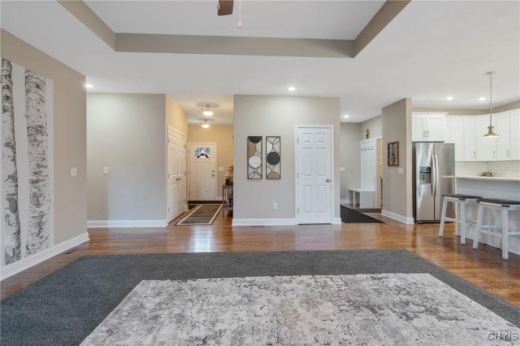 Liverpool, New York, 13090, United States, 3 Bedrooms Bedrooms, ,2 BathroomsBathrooms,Residential,For Sale,1972941