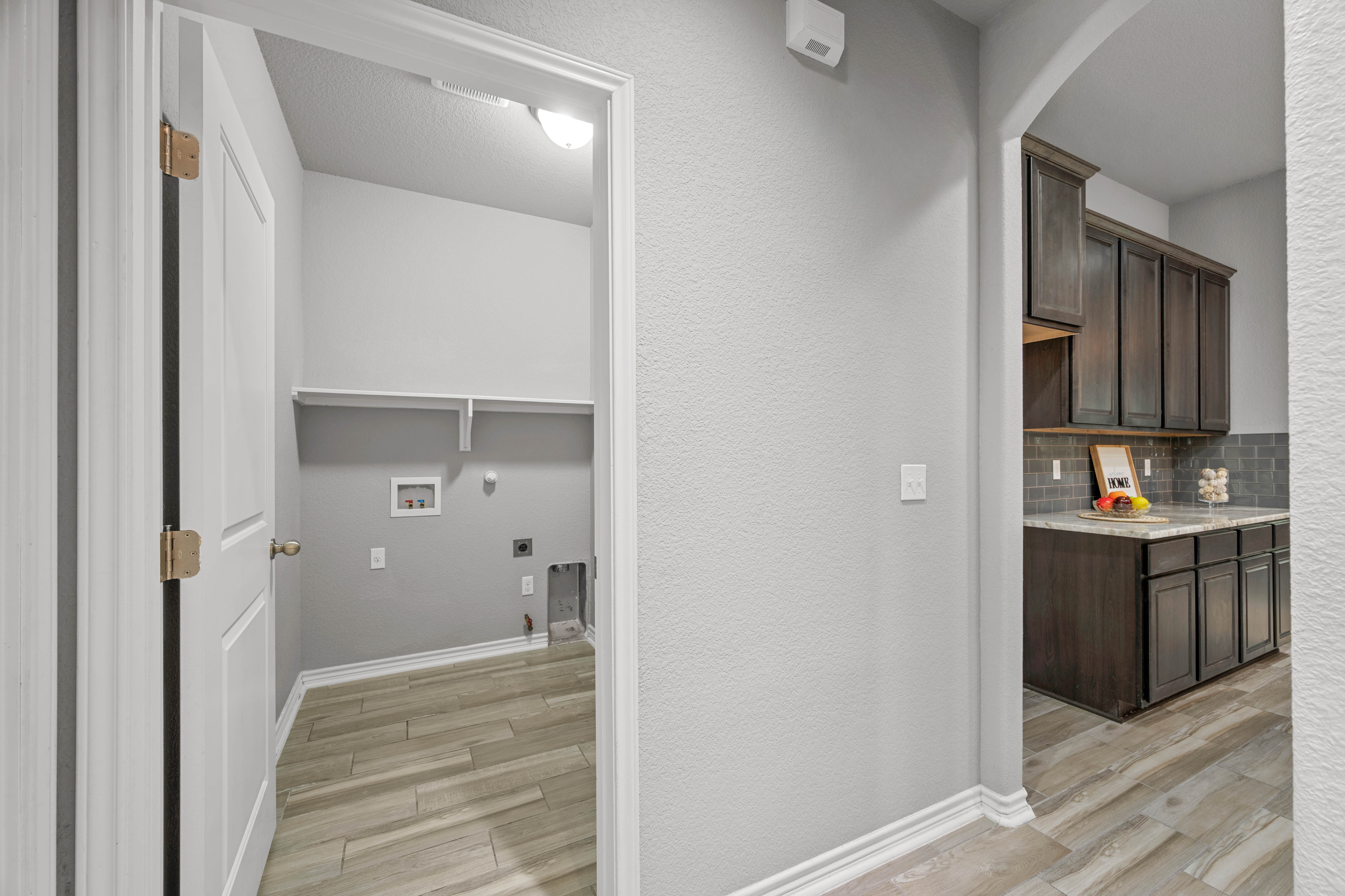  Gorgeous 4BR Home in Wandering Oaks - 物件實景