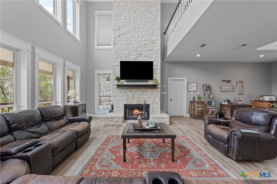 Belton, Texas, 76513, United States, 4 Bedrooms Bedrooms, ,3 BathroomsBathrooms,Residential,For Sale,1989354