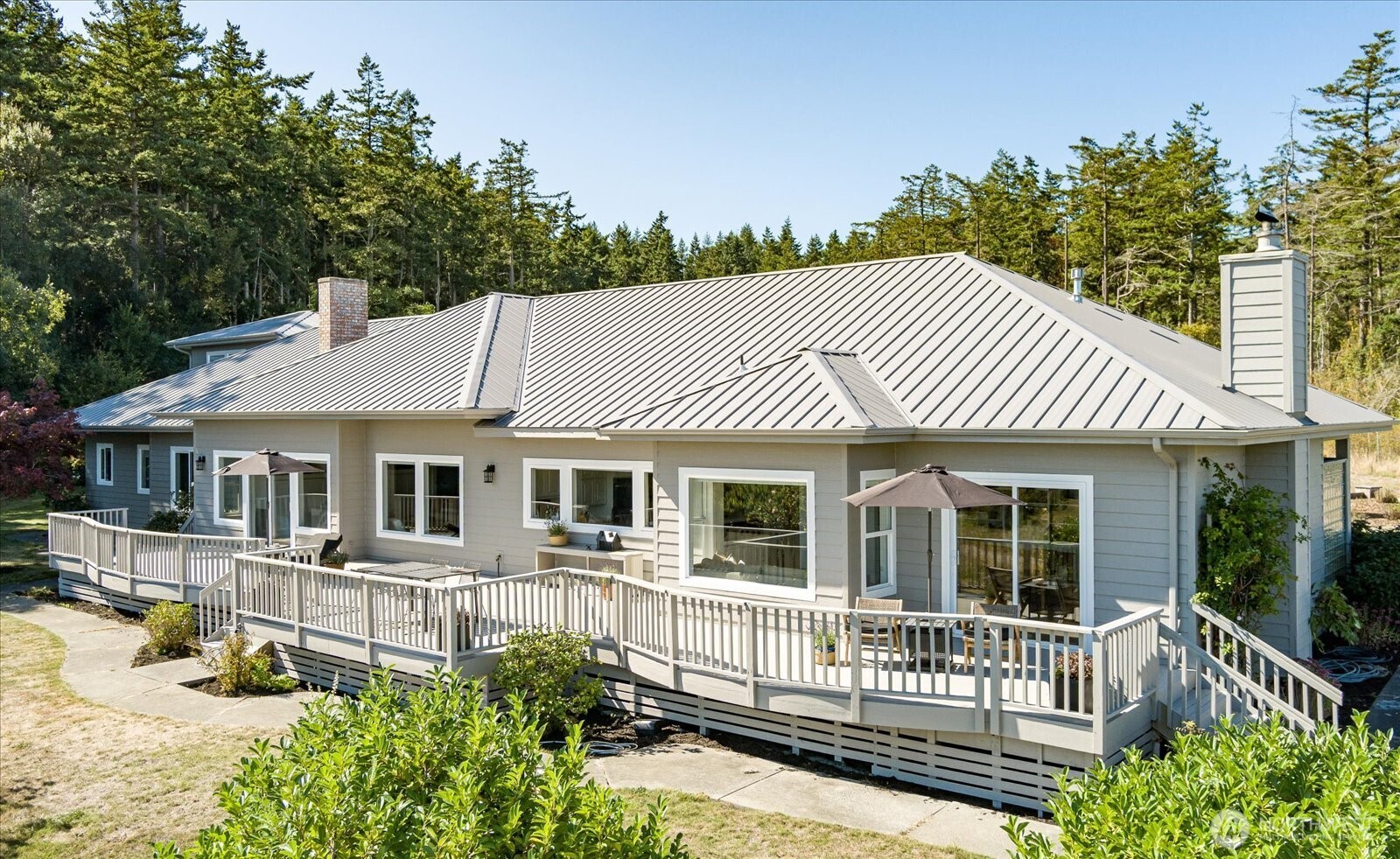 Oak Harbor, Washington, 98277, United States, 4 Bedrooms Bedrooms, ,2 BathroomsBathrooms,Residential,For Sale,1992987