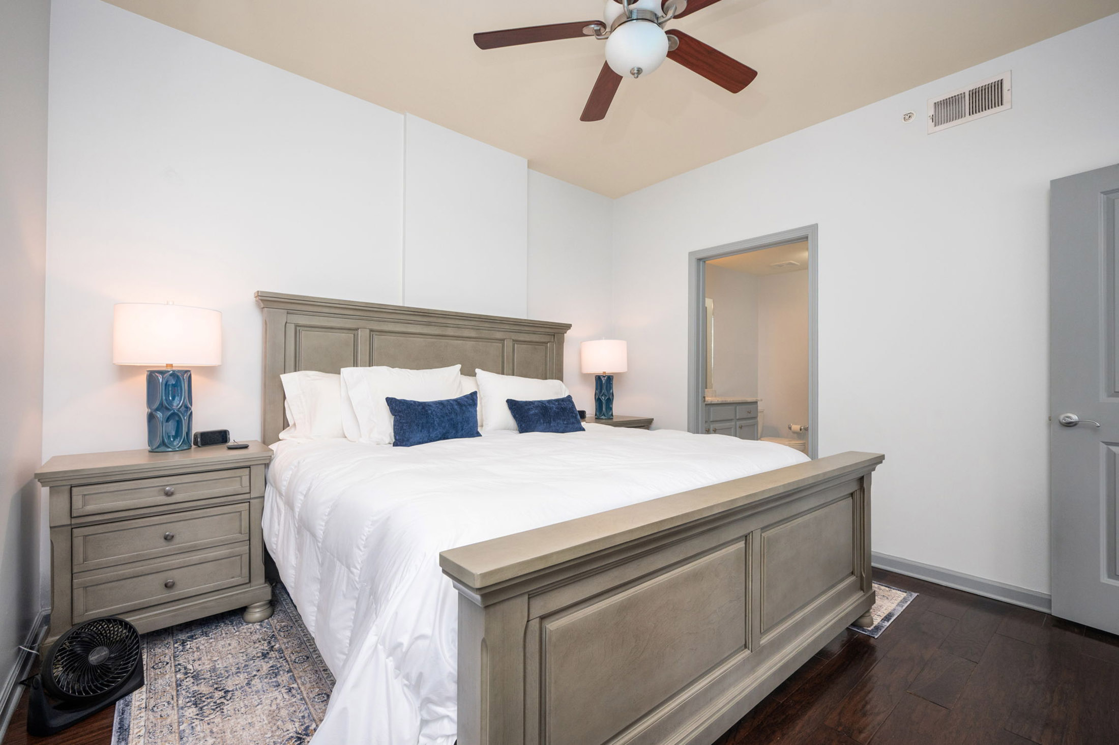  Sophisticated City Living Meets Comfort and Convenience in the Heart of Buckhead - 物件實景