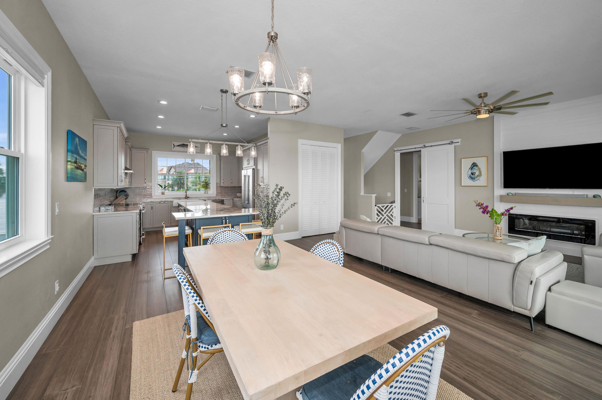 St Pete Beach, Florida, 33706, United States, 5 Bedrooms Bedrooms, ,4 BathroomsBathrooms,Residential,For Sale,1978824