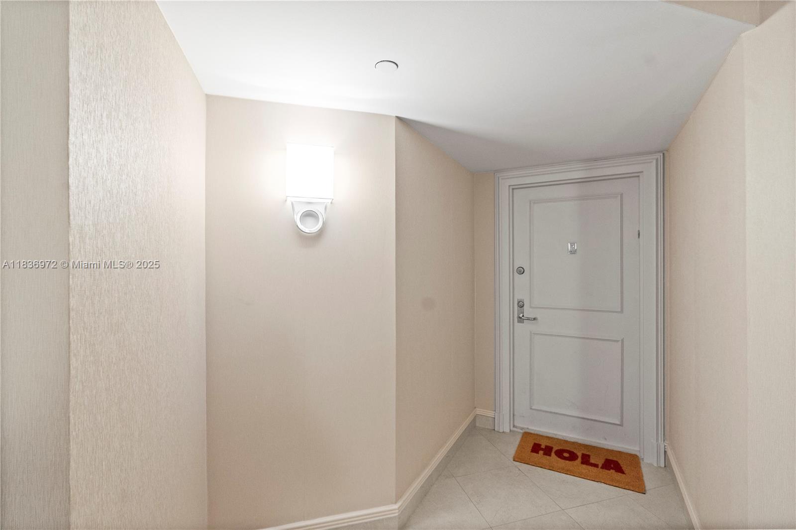 Aventura, Florida, 33180, United States, 2 Bedrooms Bedrooms, ,2 BathroomsBathrooms,Residential,For Sale,1895458
