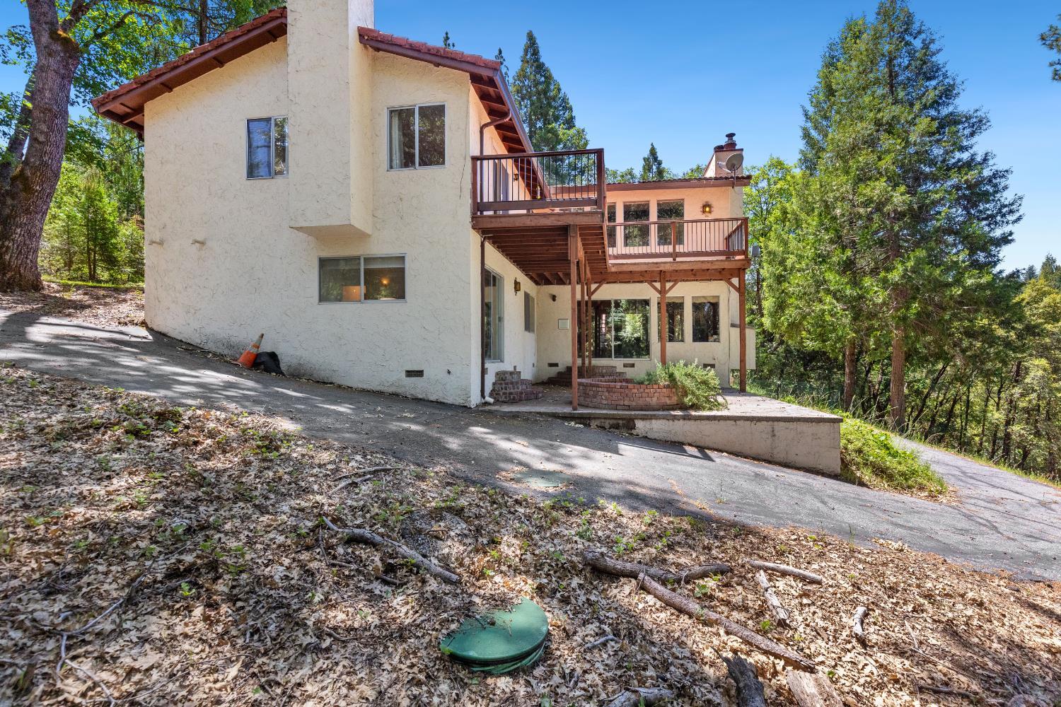 Colfax, California, 95713, United States, 4 Bedrooms Bedrooms, ,3 BathroomsBathrooms,Residential,For Sale,1927912