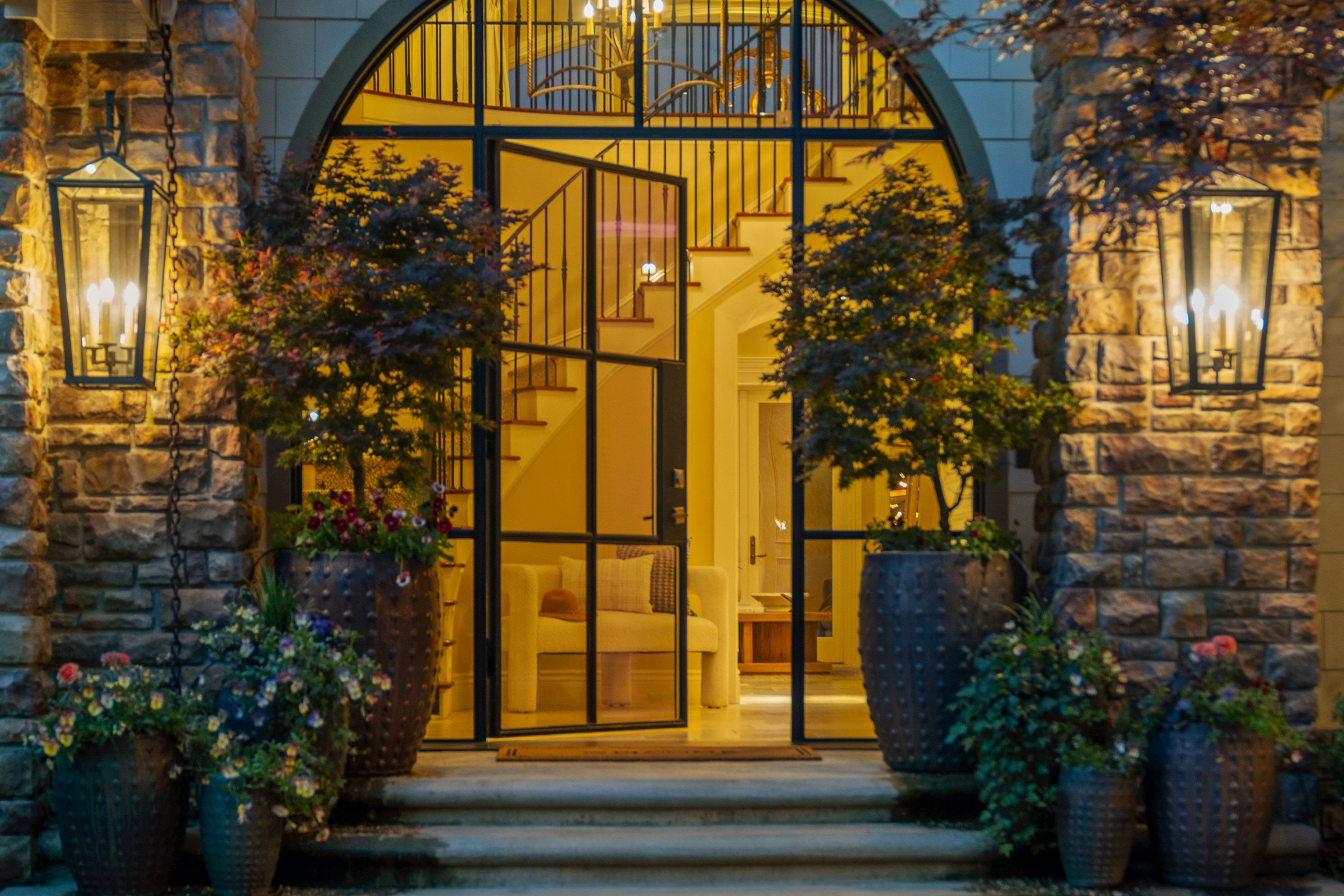  Gated Waterfront Luxury in Eagle’s Prestigious Pointe at Two Rivers - 物件實景