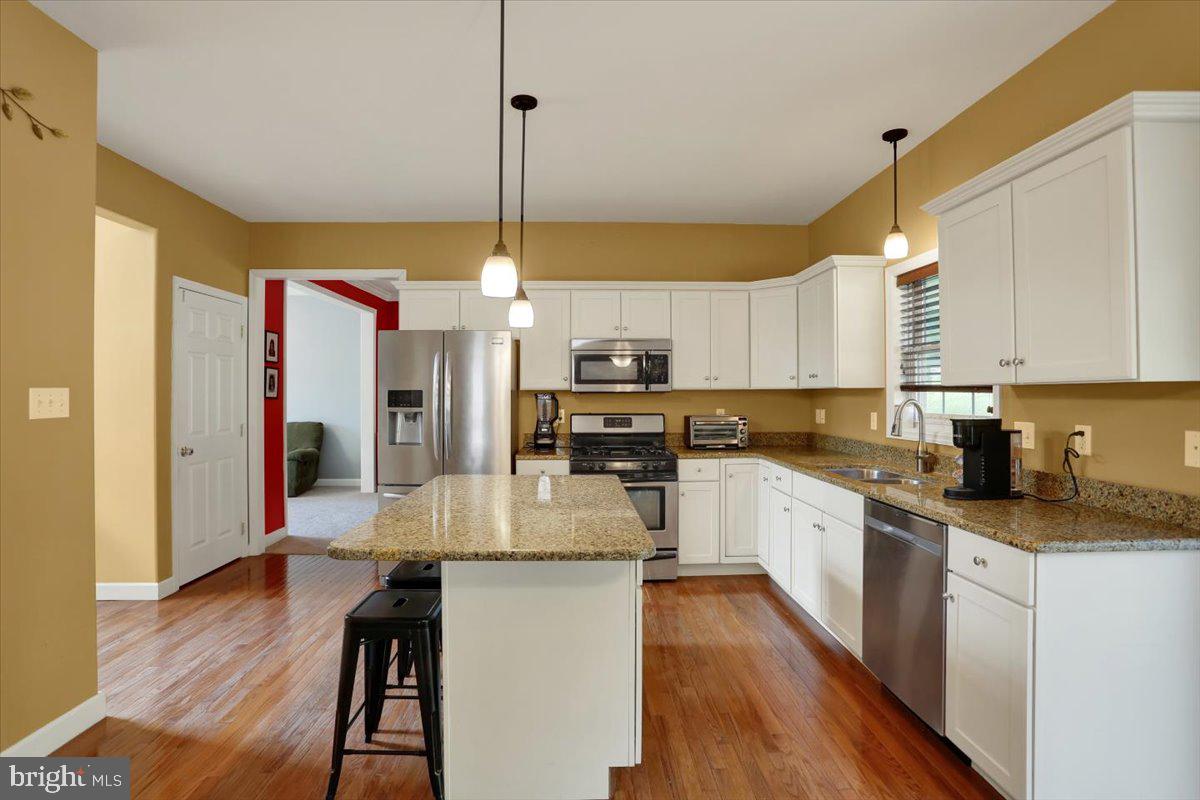 Reading, Pennsylvania, 19606, United States, 4 Bedrooms Bedrooms, ,4 BathroomsBathrooms,Residential,For Sale,1947941