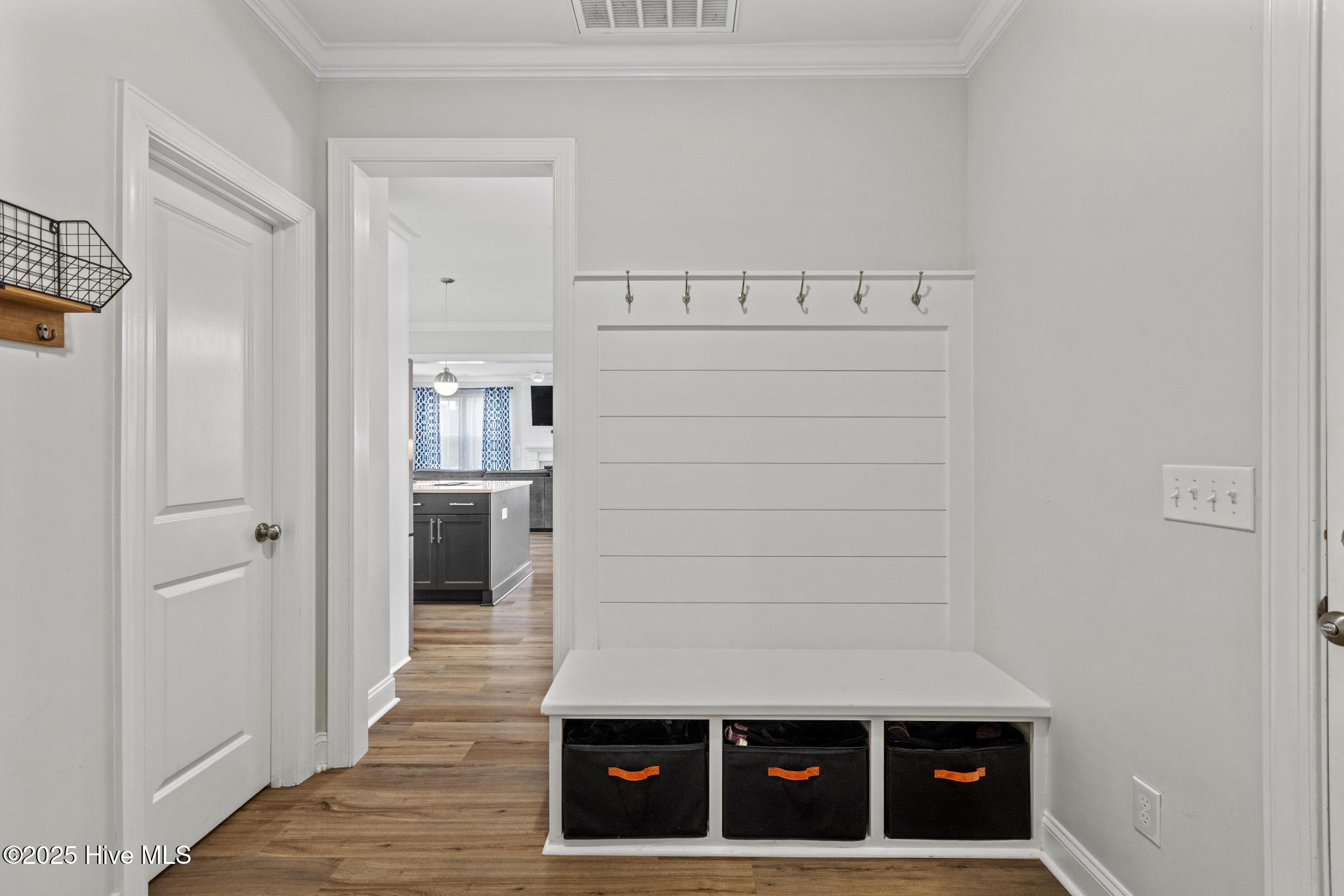 Peletier, North Carolina, 28584, United States, 4 Bedrooms Bedrooms, ,3 BathroomsBathrooms,Residential,For Sale,1976266