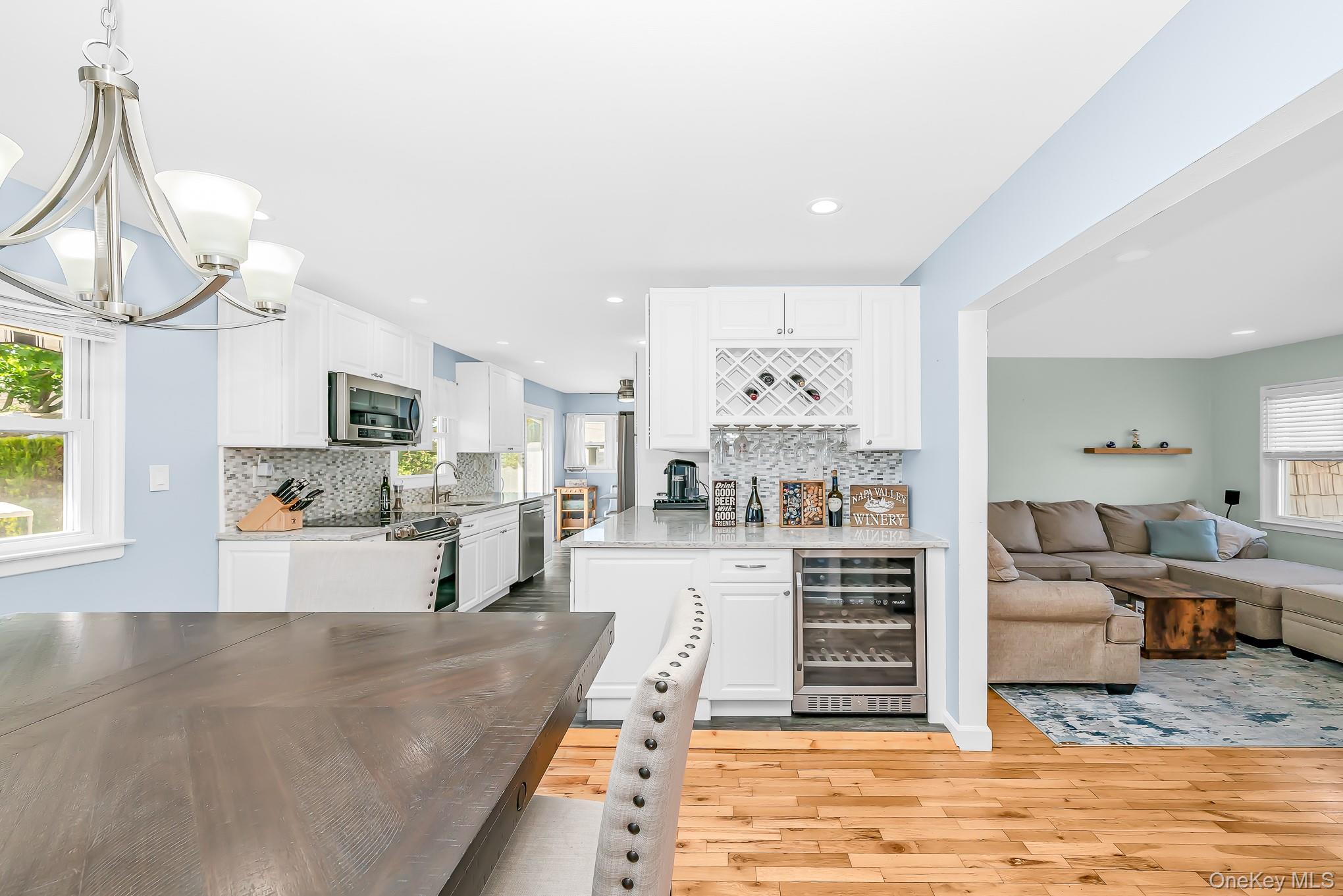 Bethpage, New York, 11714, United States, 3 Bedrooms Bedrooms, ,2 BathroomsBathrooms,Residential,For Sale,2048491