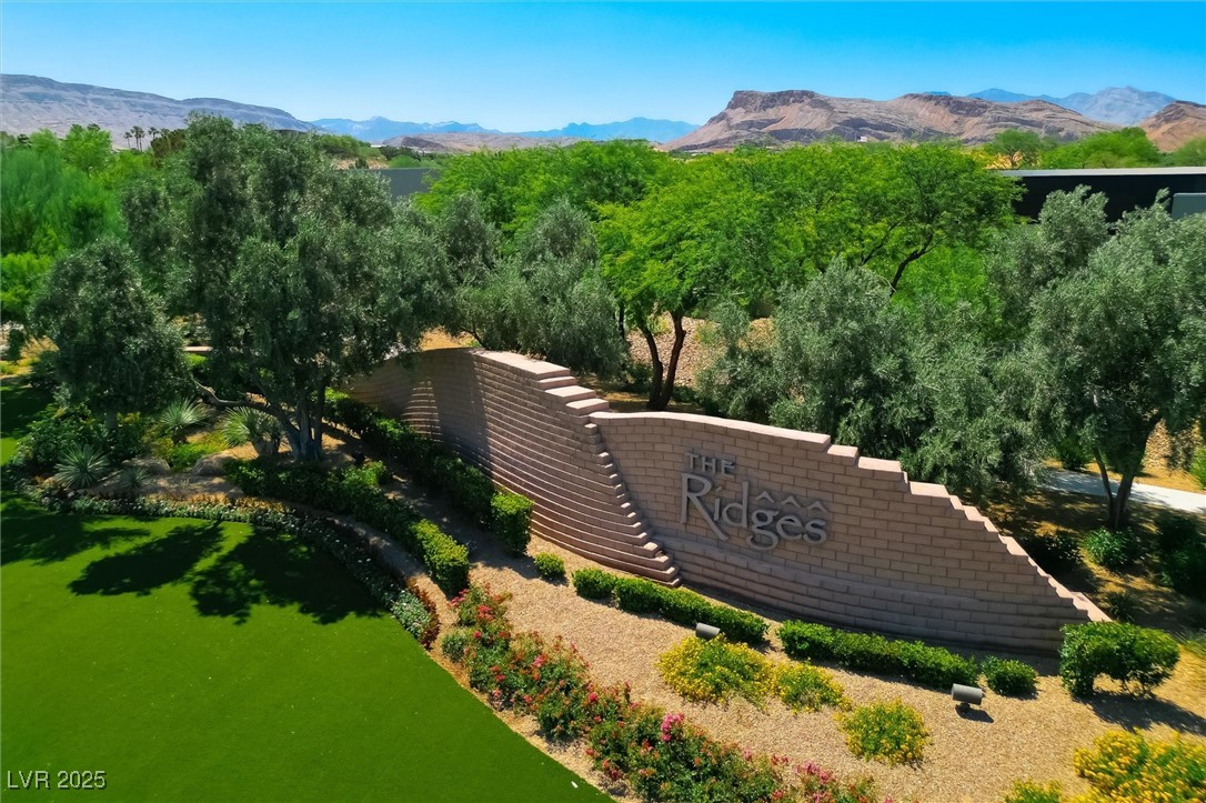 Las Vegas, Nevada, 89135, United States, 3 Bedrooms Bedrooms, ,4 BathroomsBathrooms,Residential,For Sale,1993363