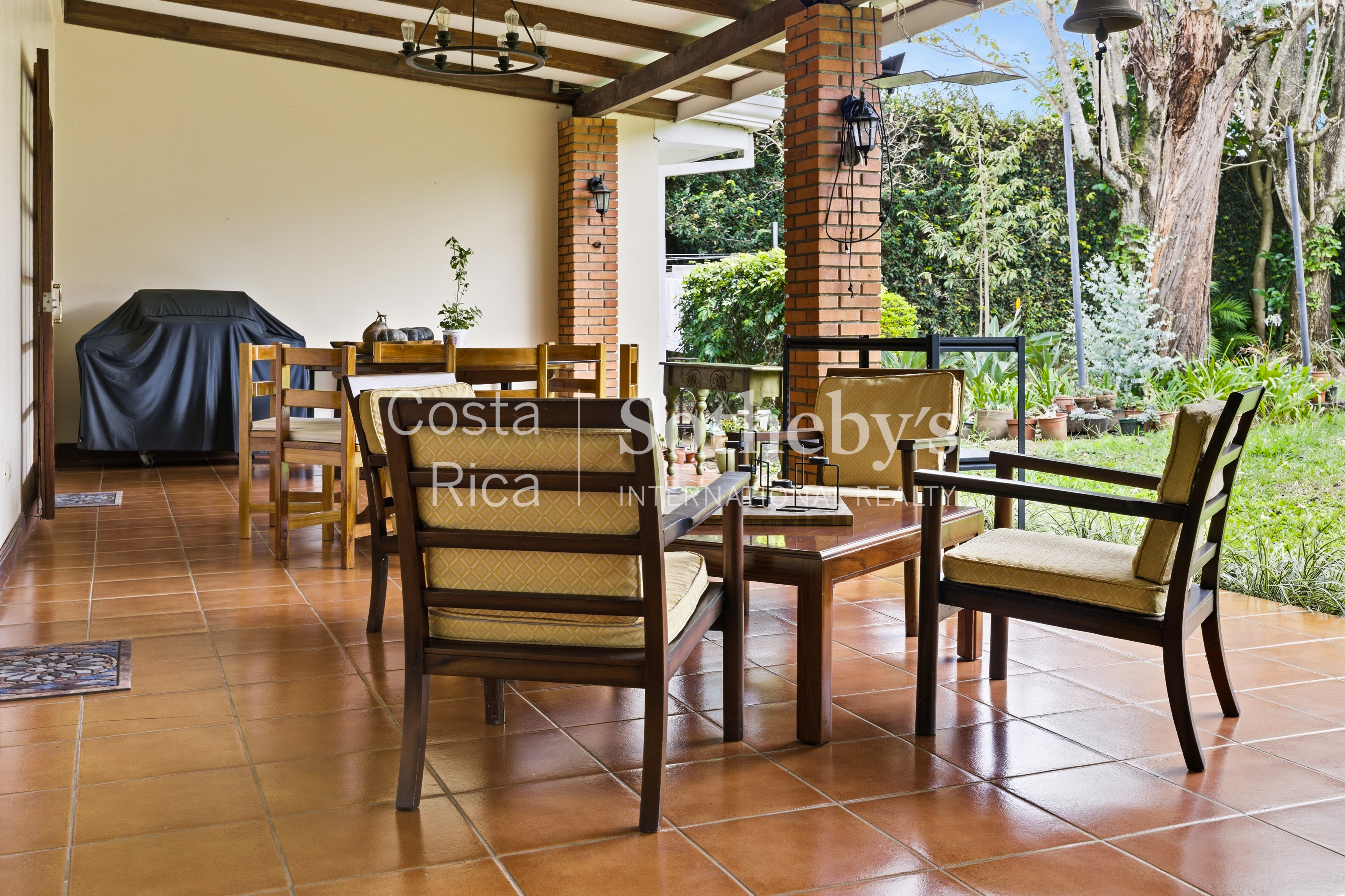  Lomas de Ayarco Garden Home - 物件實景