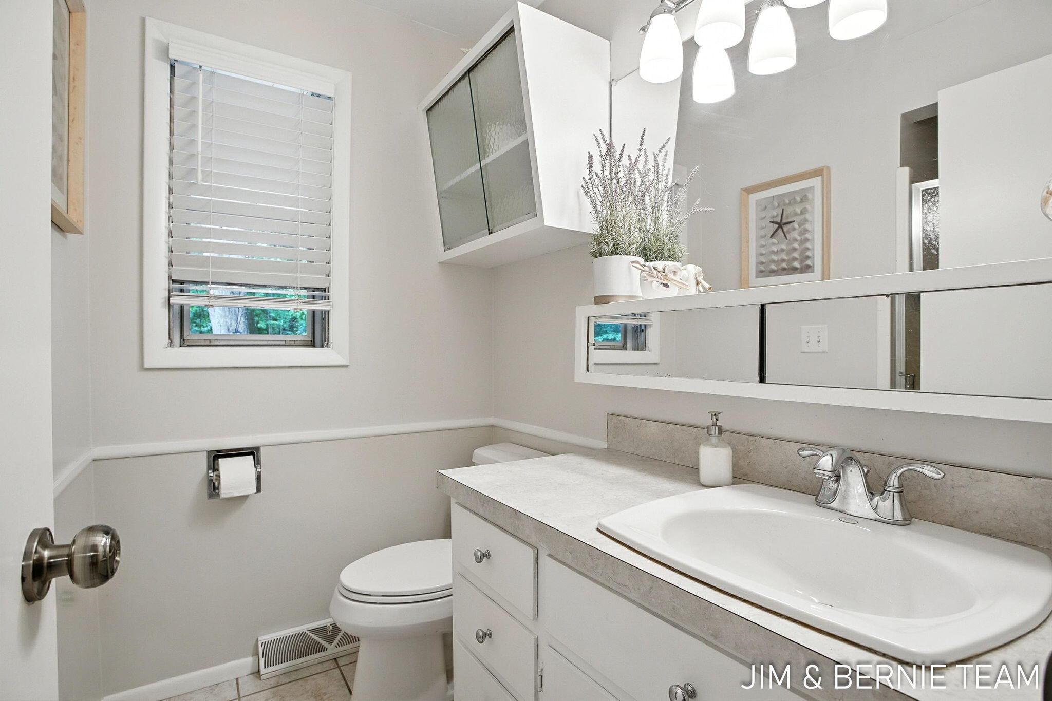 West Olive, Michigan, 49460, United States, 5 Bedrooms Bedrooms, ,4 BathroomsBathrooms,Residential,For Sale,1874576