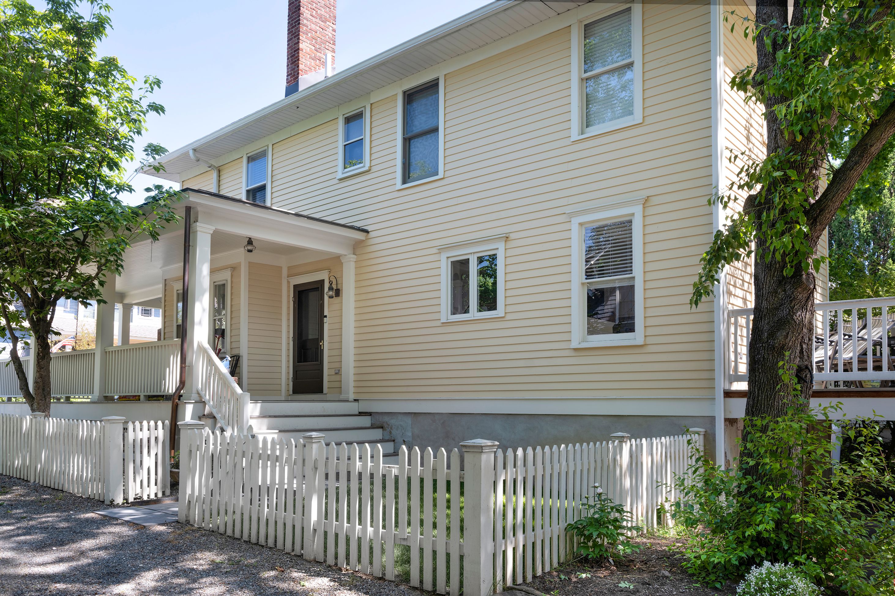  Classic Hopewell Borough Home with Wraparound Porch on Coveted Prospect Street - 物件實景