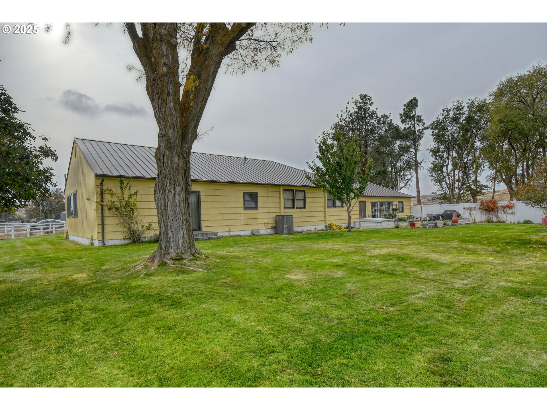 Echo, Oregon, 97826, United States, 3 Bedrooms Bedrooms, ,3 BathroomsBathrooms,Residential,For Sale,1987852