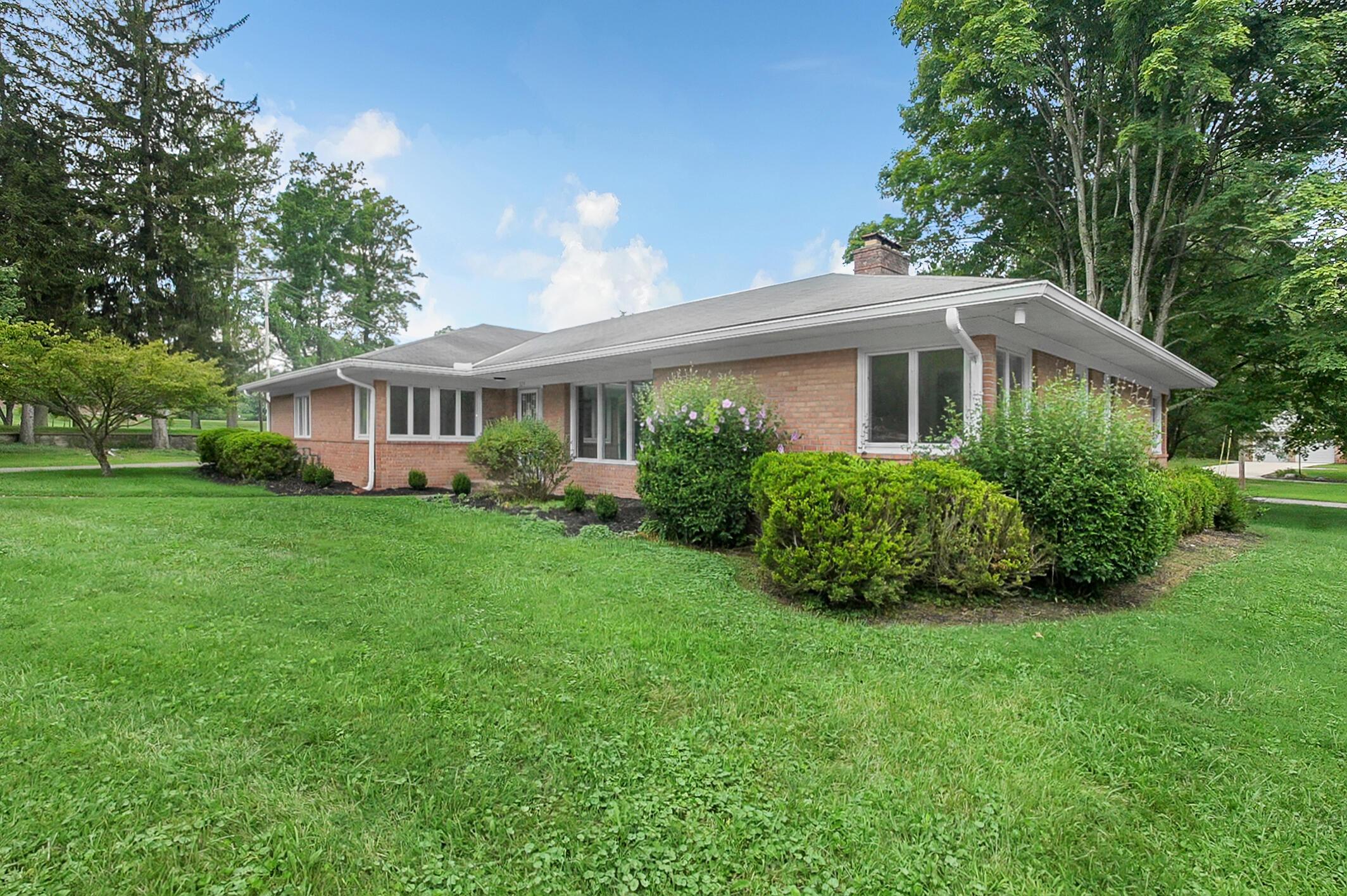 Granville, Ohio, 43023, United States, 3 Bedrooms Bedrooms, ,2 BathroomsBathrooms,Residential,For Sale,1901349