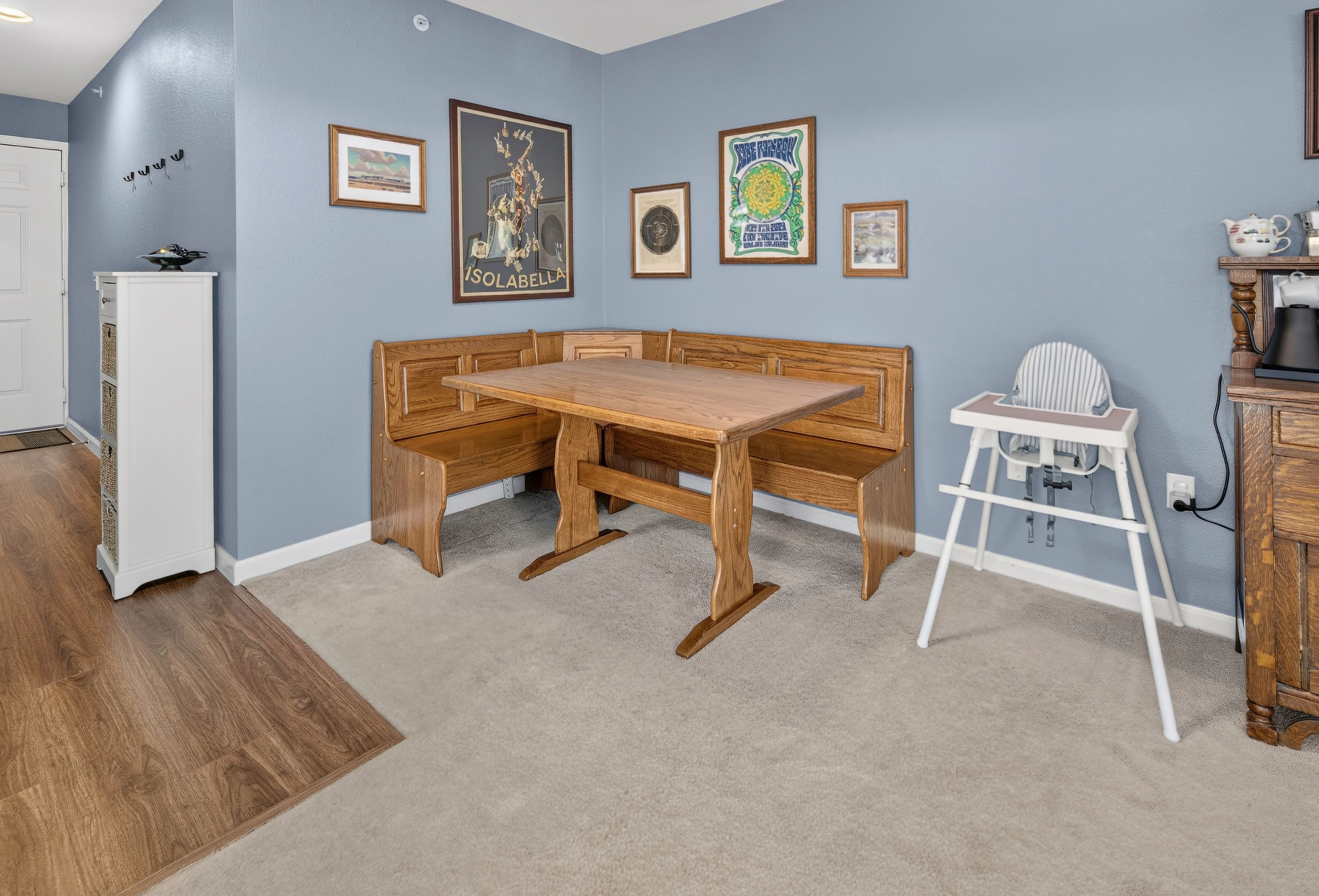  Sun-Drenched, Top-Floor End-Unit Condominium in the Heart of Central Boulder - 物件實景