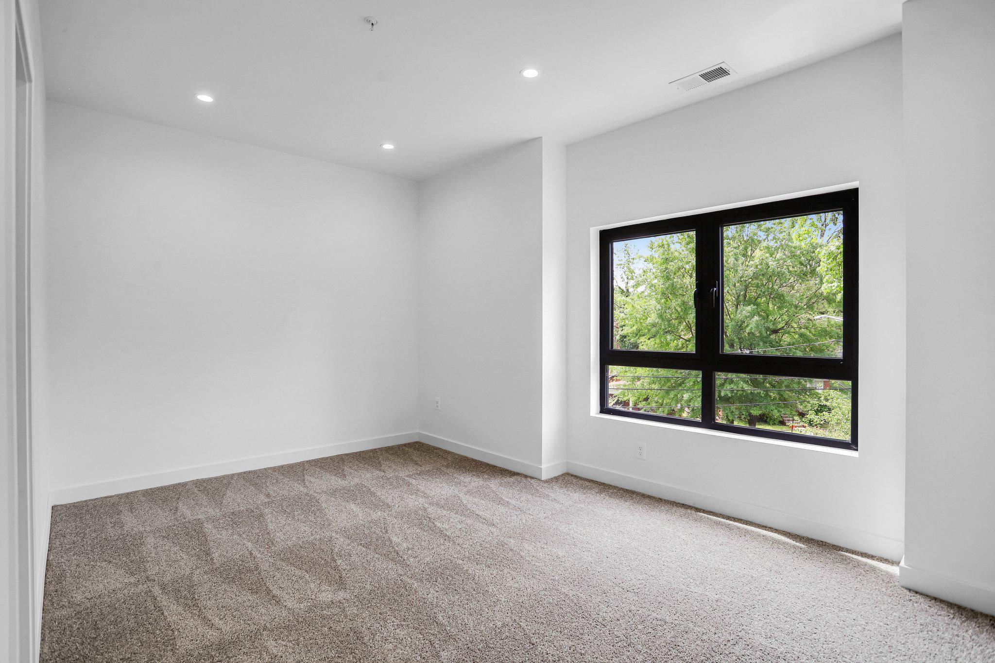  1202 Eastern Avenue NE, Washington, DC, 20019 - 物件實景