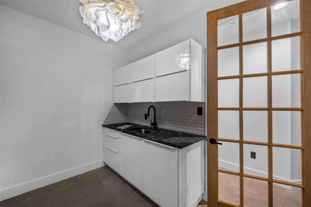 Elgin, Oklahoma, 73538, United States, 4 Bedrooms Bedrooms, ,1 BathroomBathrooms,Residential,For Sale,2000141