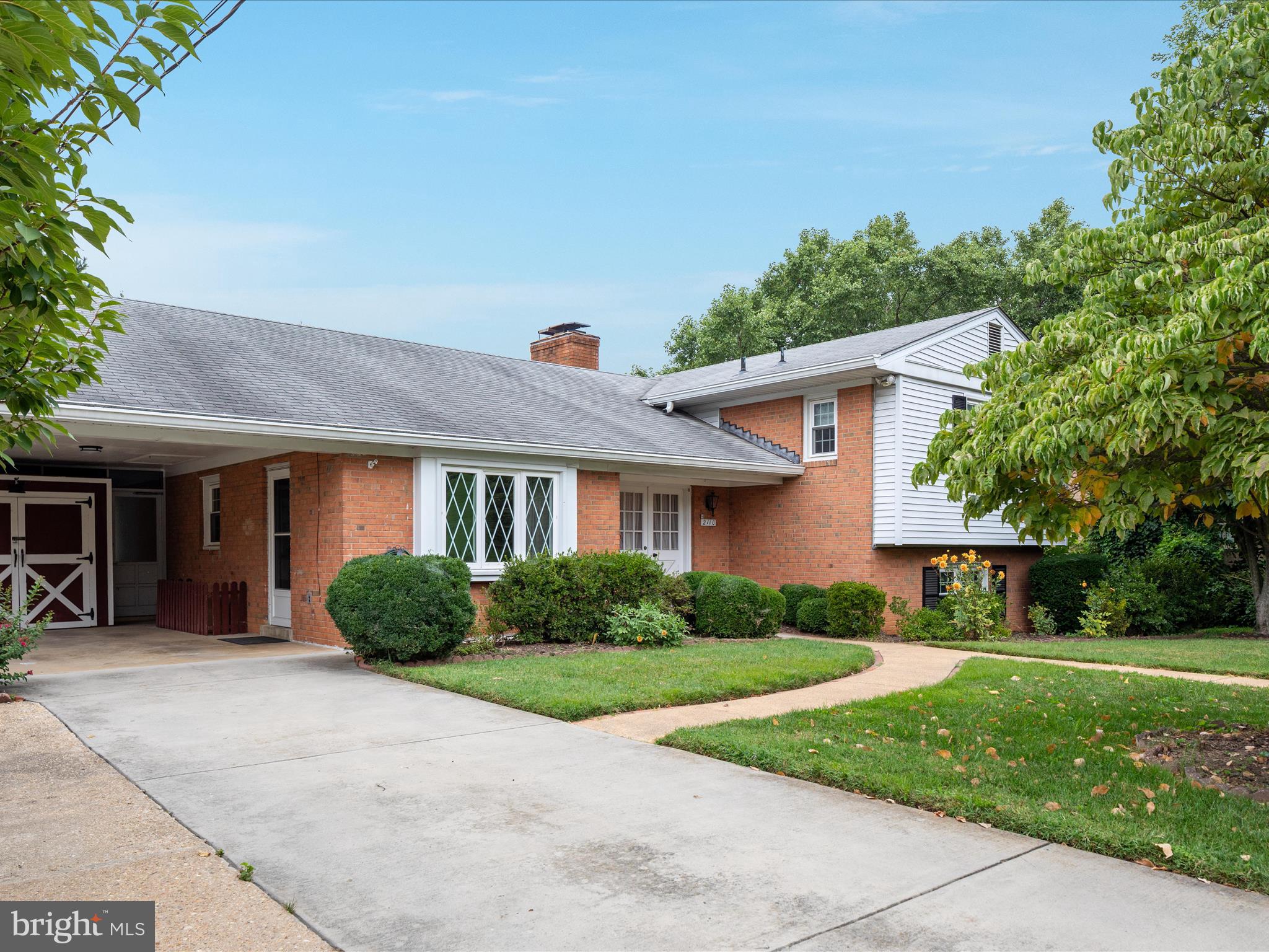 Falls Church, Virginia, 22043, United States, ,Residential,For Sale,1914114