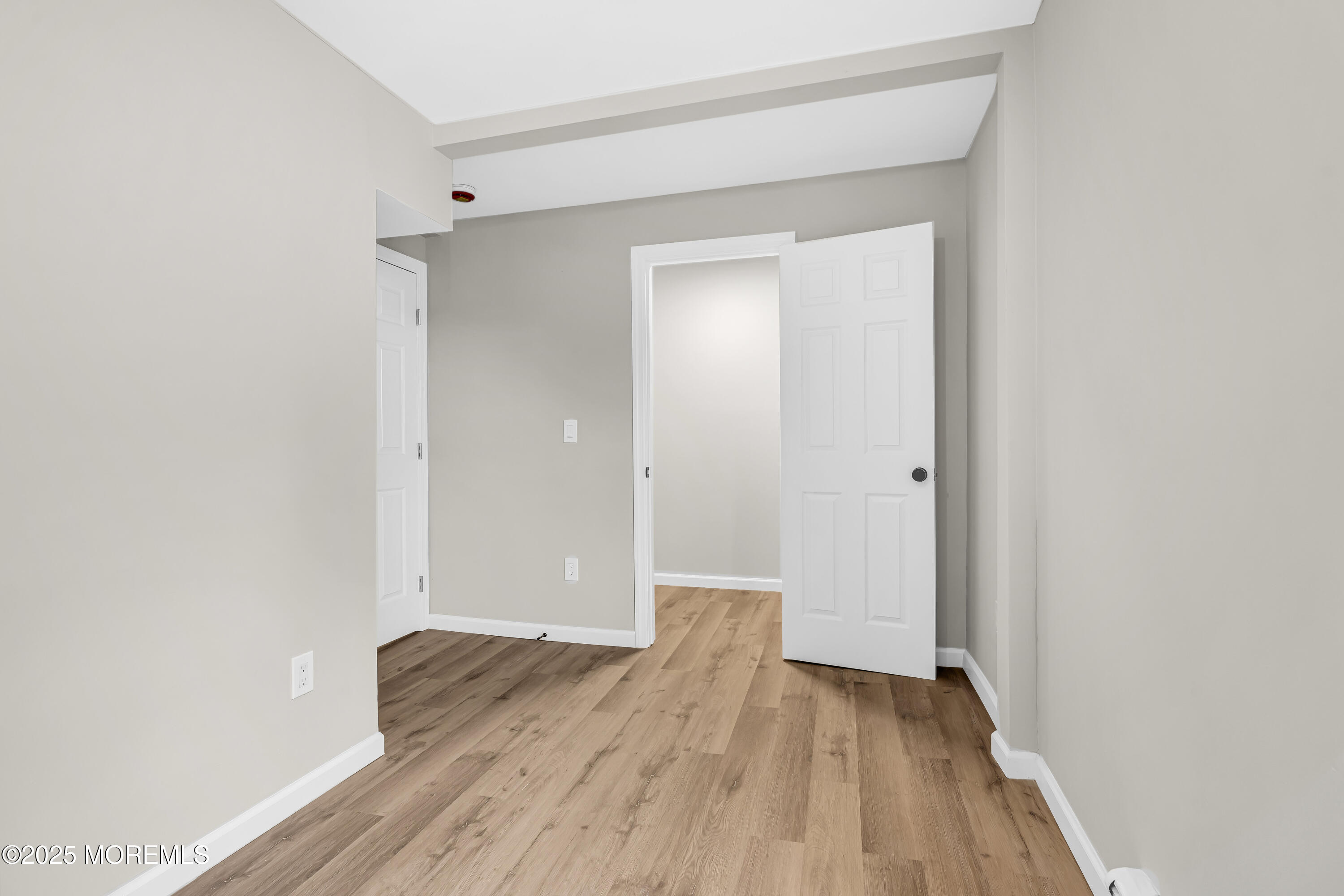 Keansburg, New Jersey, 07734, United States, ,Residential,For Sale,1936883