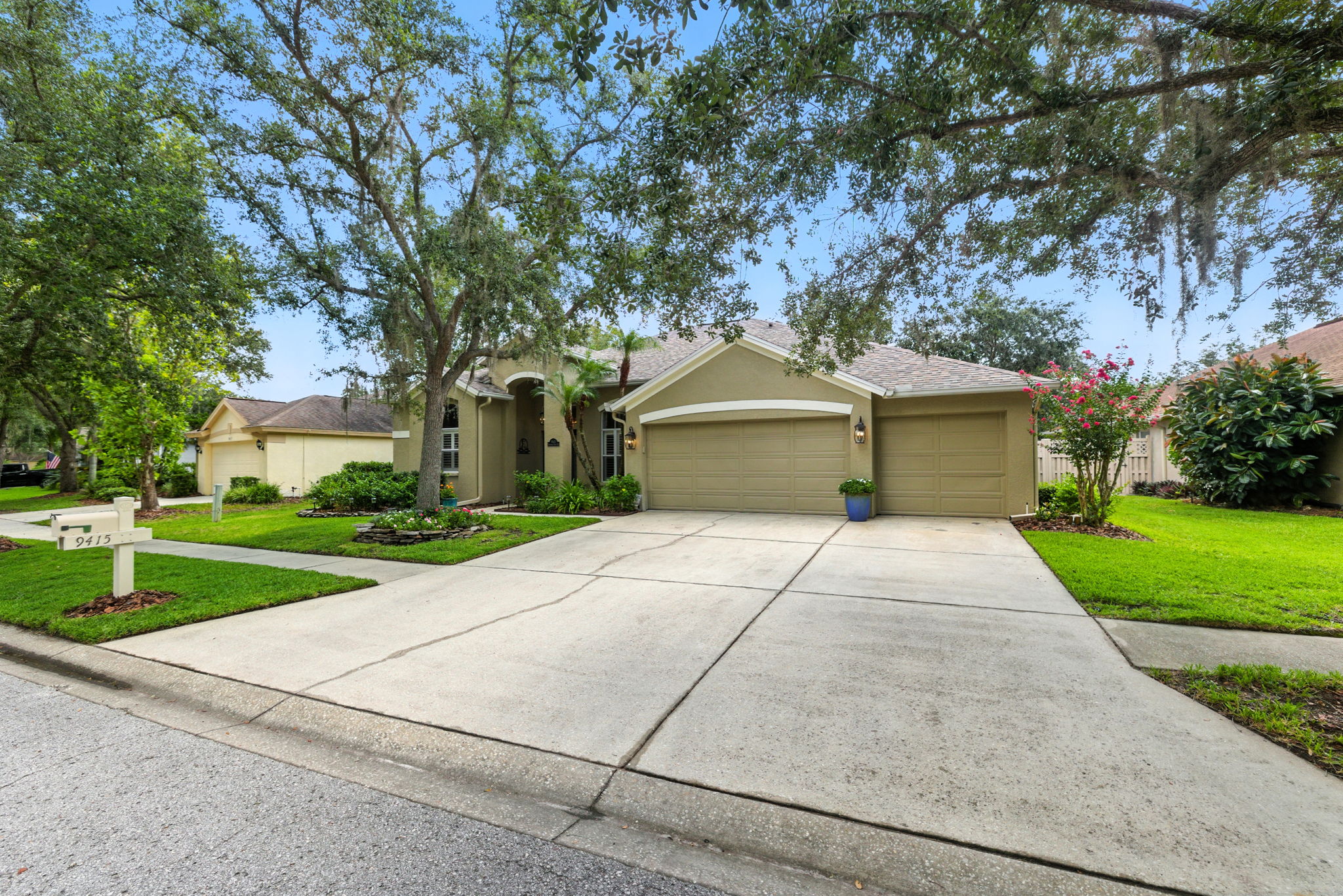 Tampa, Florida, 33647, United States, 3 Bedrooms Bedrooms, ,2 BathroomsBathrooms,Residential,For Sale,1937271