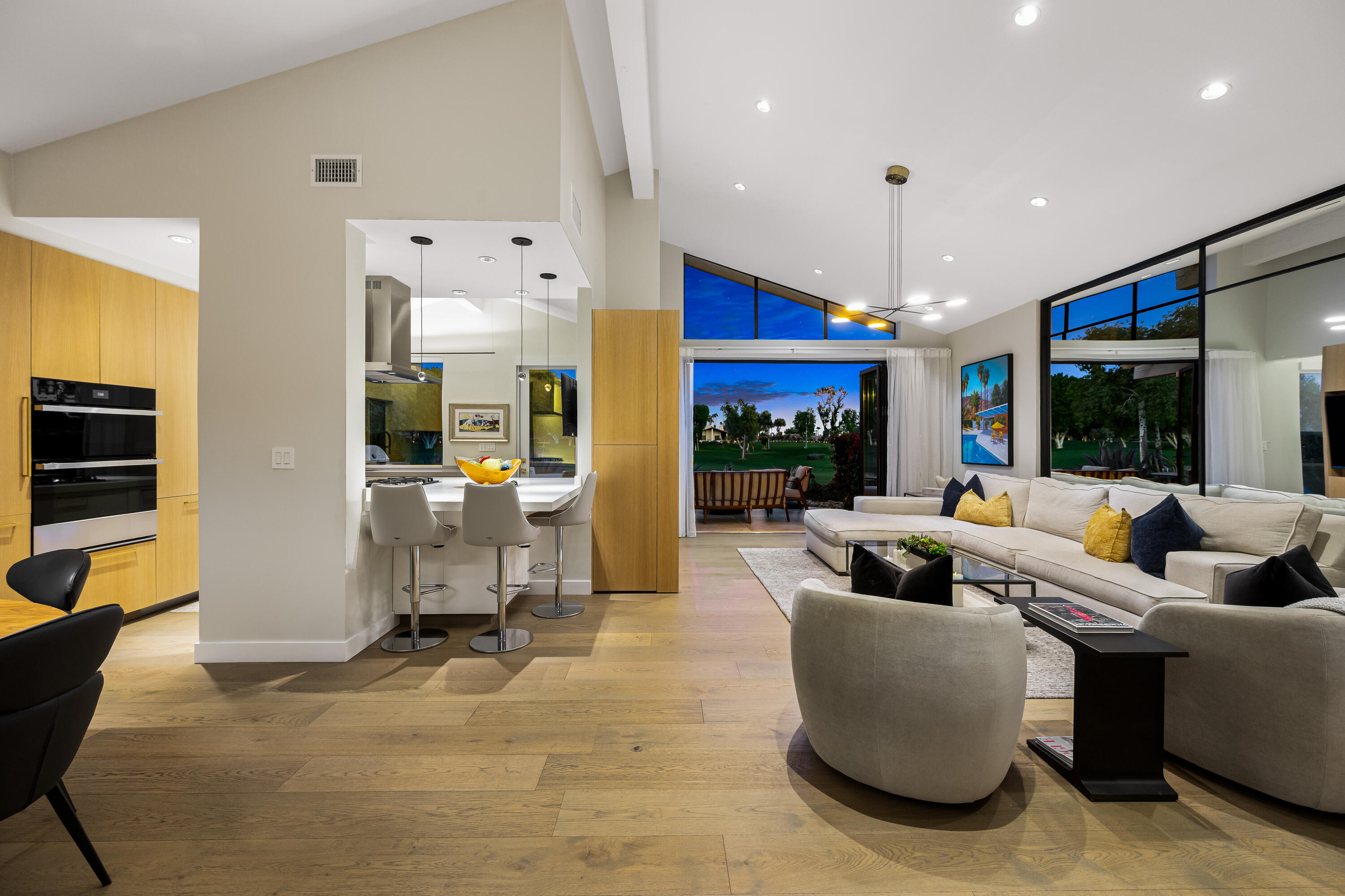 Palm Desert, California, 92211, United States, 2 Bedrooms Bedrooms, ,2 BathroomsBathrooms,Residential,For Sale,2003447