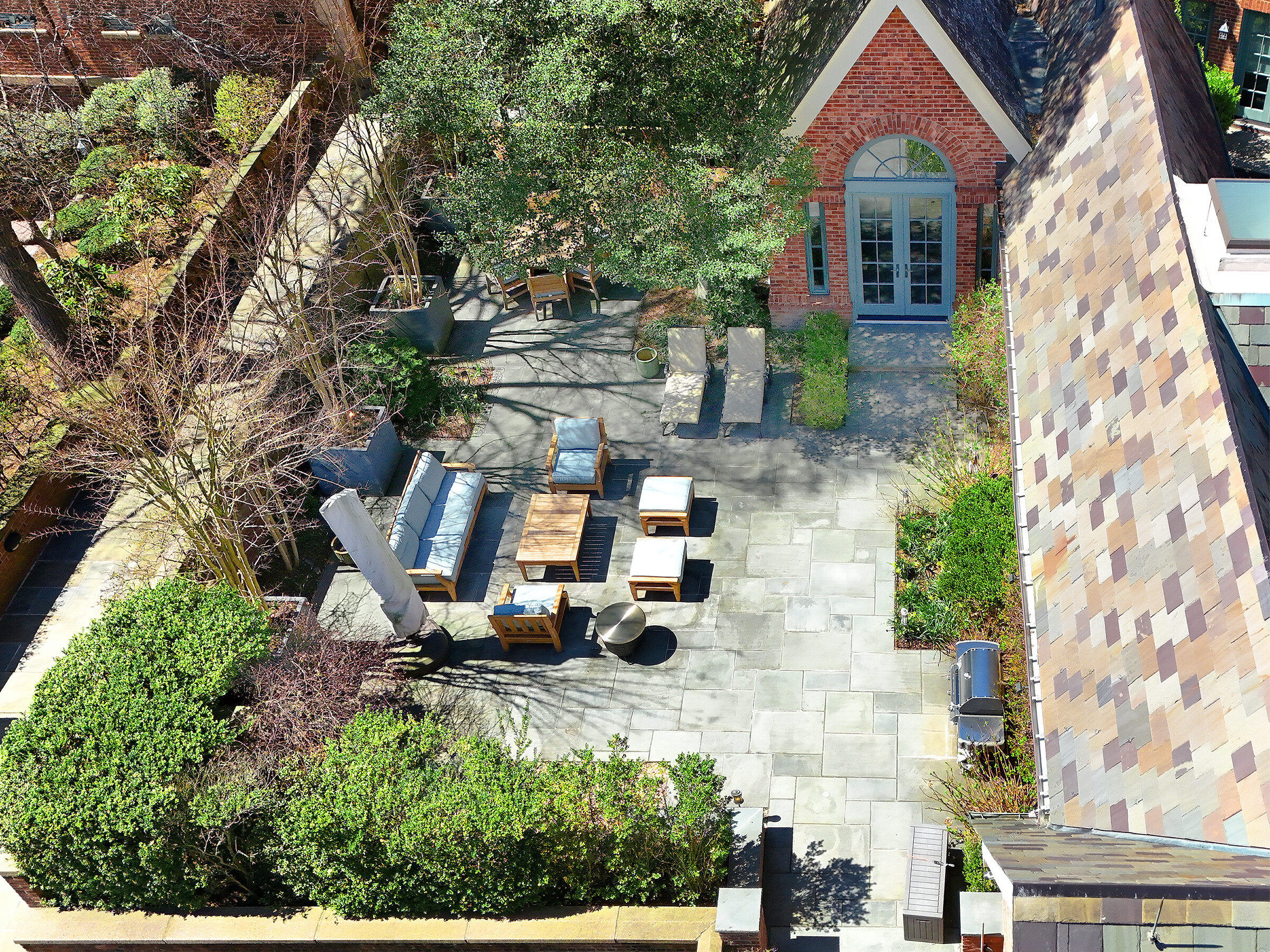  155 Estate Court, Roslyn Heights, NY, 11577 - 物件實景