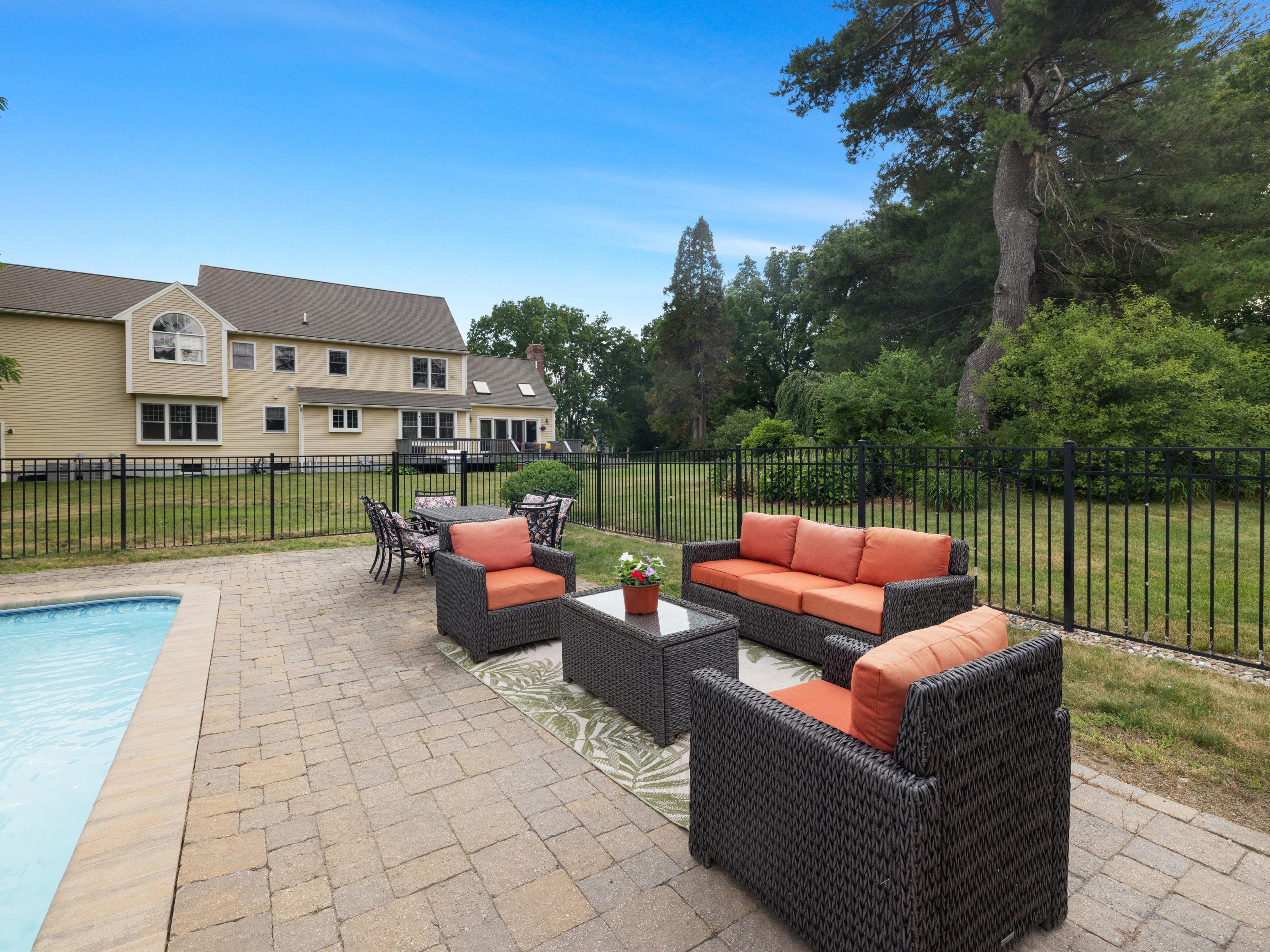  6 Warburton Lane, Westborough, MA 01581 - 物件實景