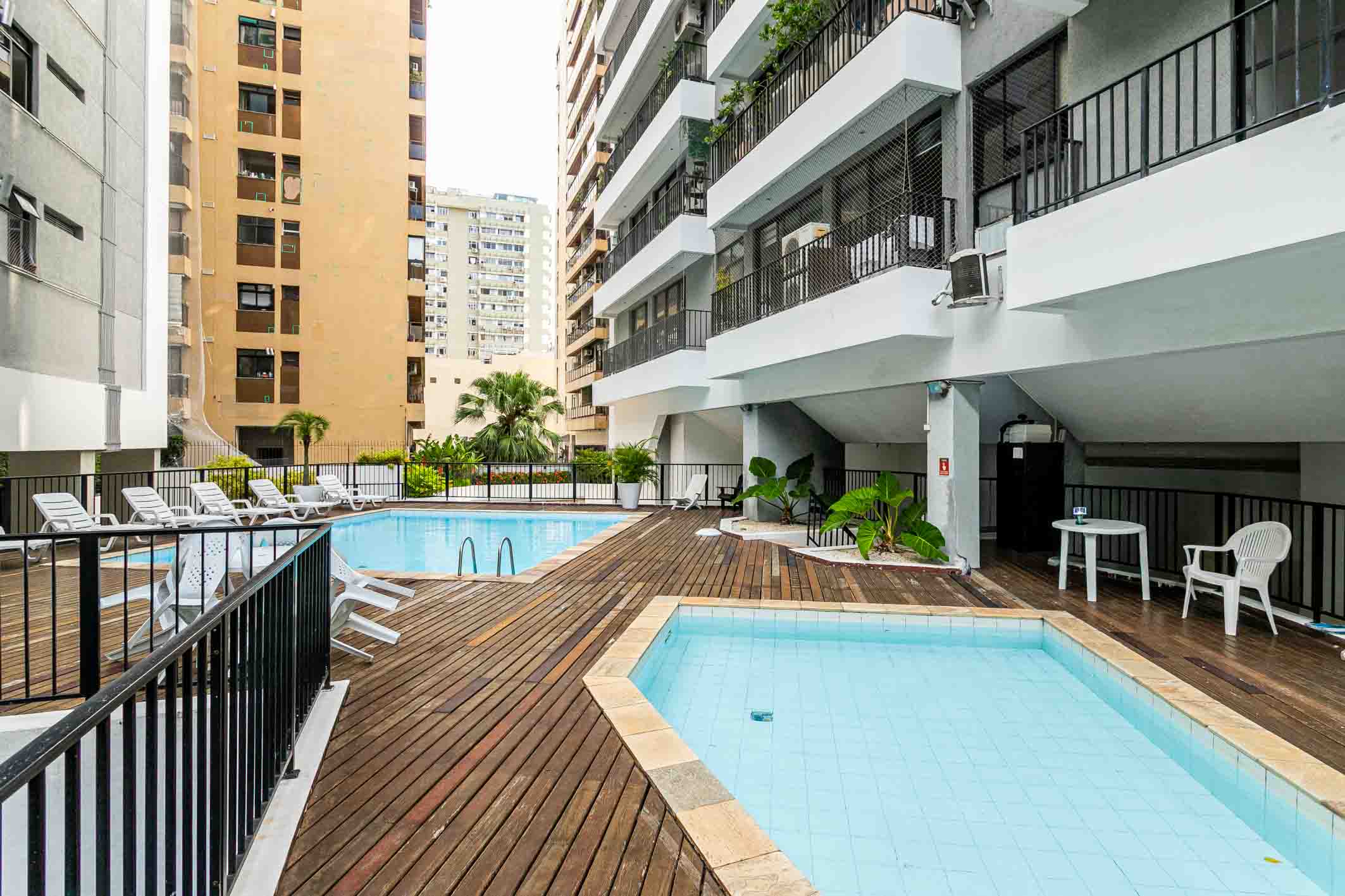  1,076 sq. ft apartment with panoramic Lagoa views and signed design - 物件實景