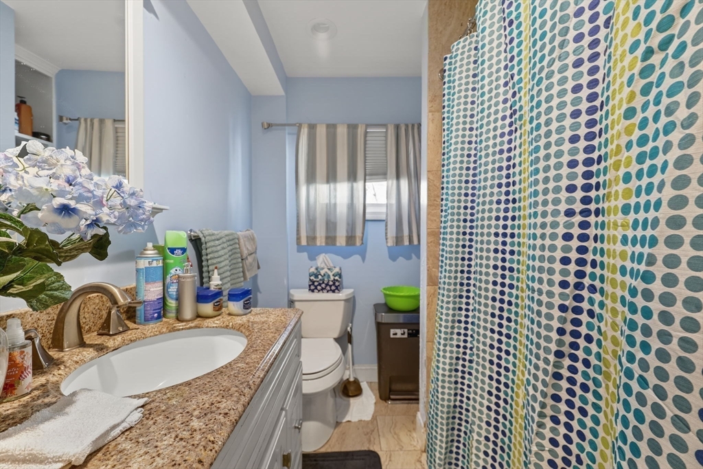Boston, Massachusetts, 02136, United States, 3 Bedrooms Bedrooms, ,1 BathroomBathrooms,Residential,For Sale,2036481