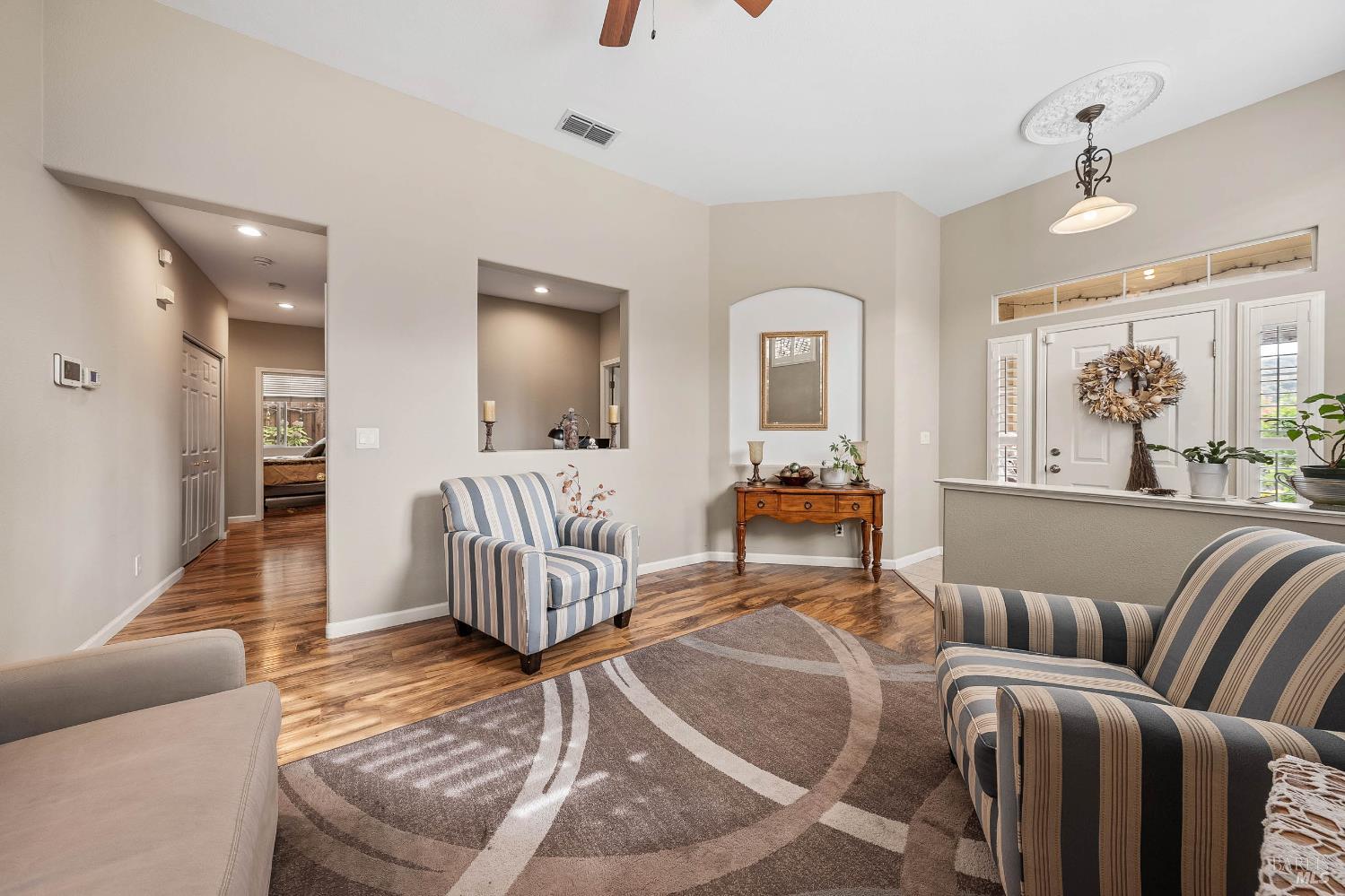 Santa Rosa, California, 95404, United States, 3 Bedrooms Bedrooms, ,2 BathroomsBathrooms,Residential,For Sale,1982129