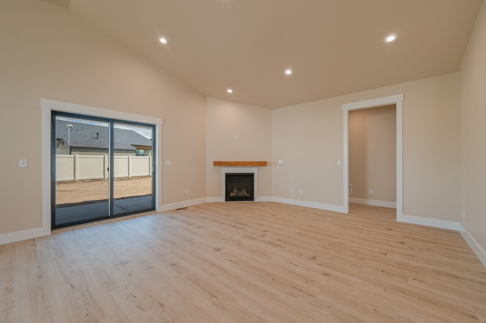 East Helena, Montana, 59635, United States, 4 Bedrooms Bedrooms, ,2 BathroomsBathrooms,Residential,For Sale,1976463