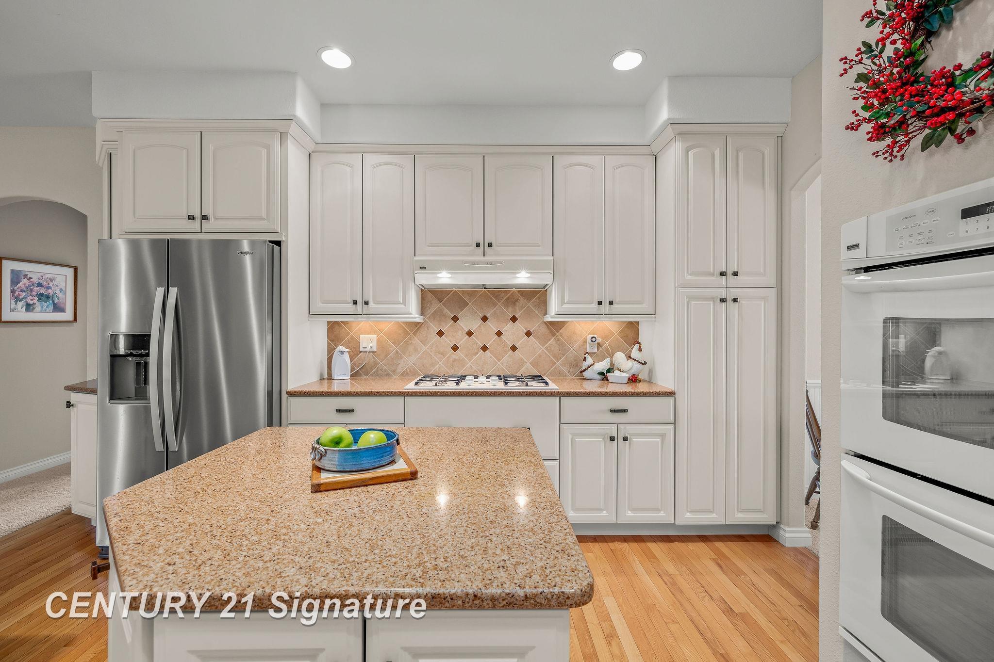 Freeland, Michigan, 48623, United States, 5 Bedrooms Bedrooms, ,4 BathroomsBathrooms,Residential,For Sale,1973671