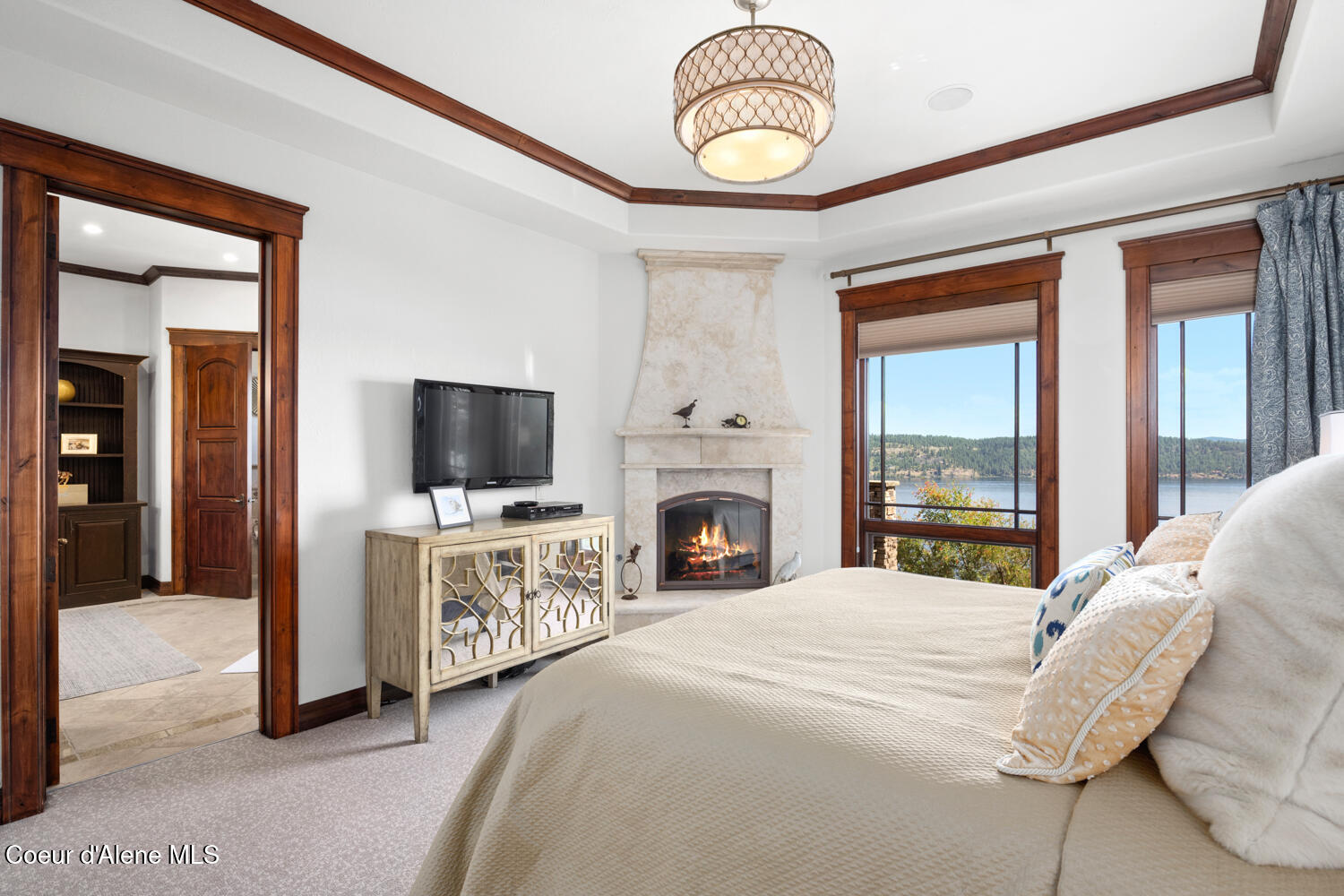 Coeur d'Alene, Idaho, 83814, United States, 4 Bedrooms Bedrooms, ,4 BathroomsBathrooms,Residential,For Sale,1909432