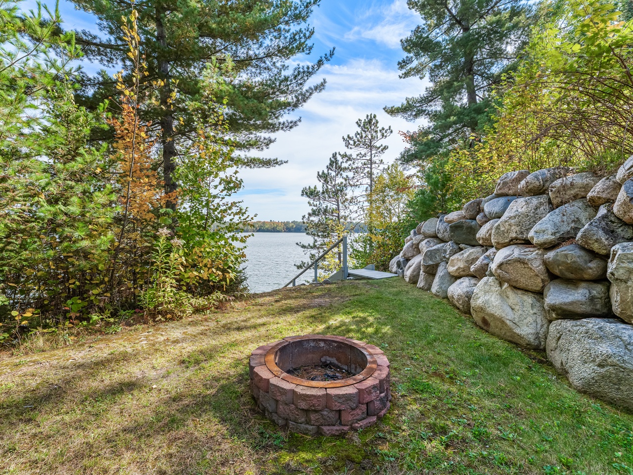 Mercer, Wisconsin, 54547, United States, 3 Bedrooms Bedrooms, ,3 BathroomsBathrooms,Residential,For Sale,1978560