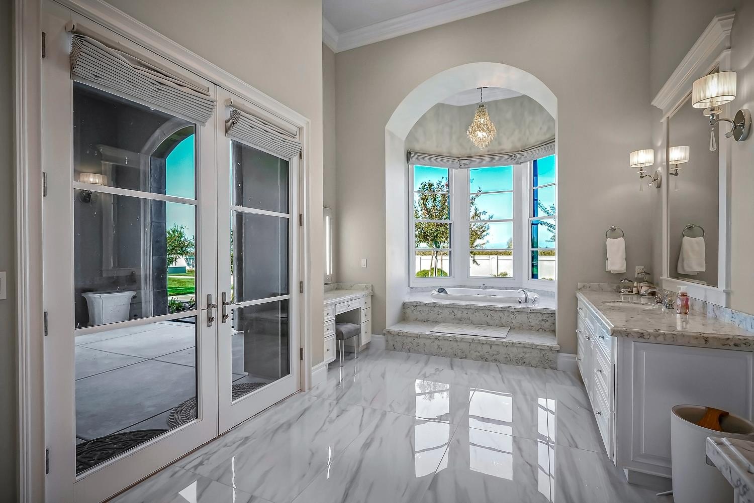 Lodi, California, 95241, United States, 4 Bedrooms Bedrooms, ,6 BathroomsBathrooms,Residential,For Sale,2005753