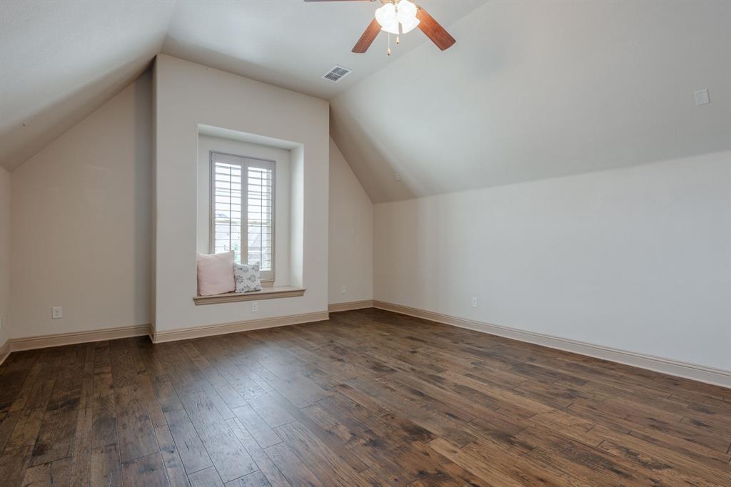 Roanoke, Texas, 76262, United States, 4 Bedrooms Bedrooms, ,3 BathroomsBathrooms,Residential,For Sale,2005559