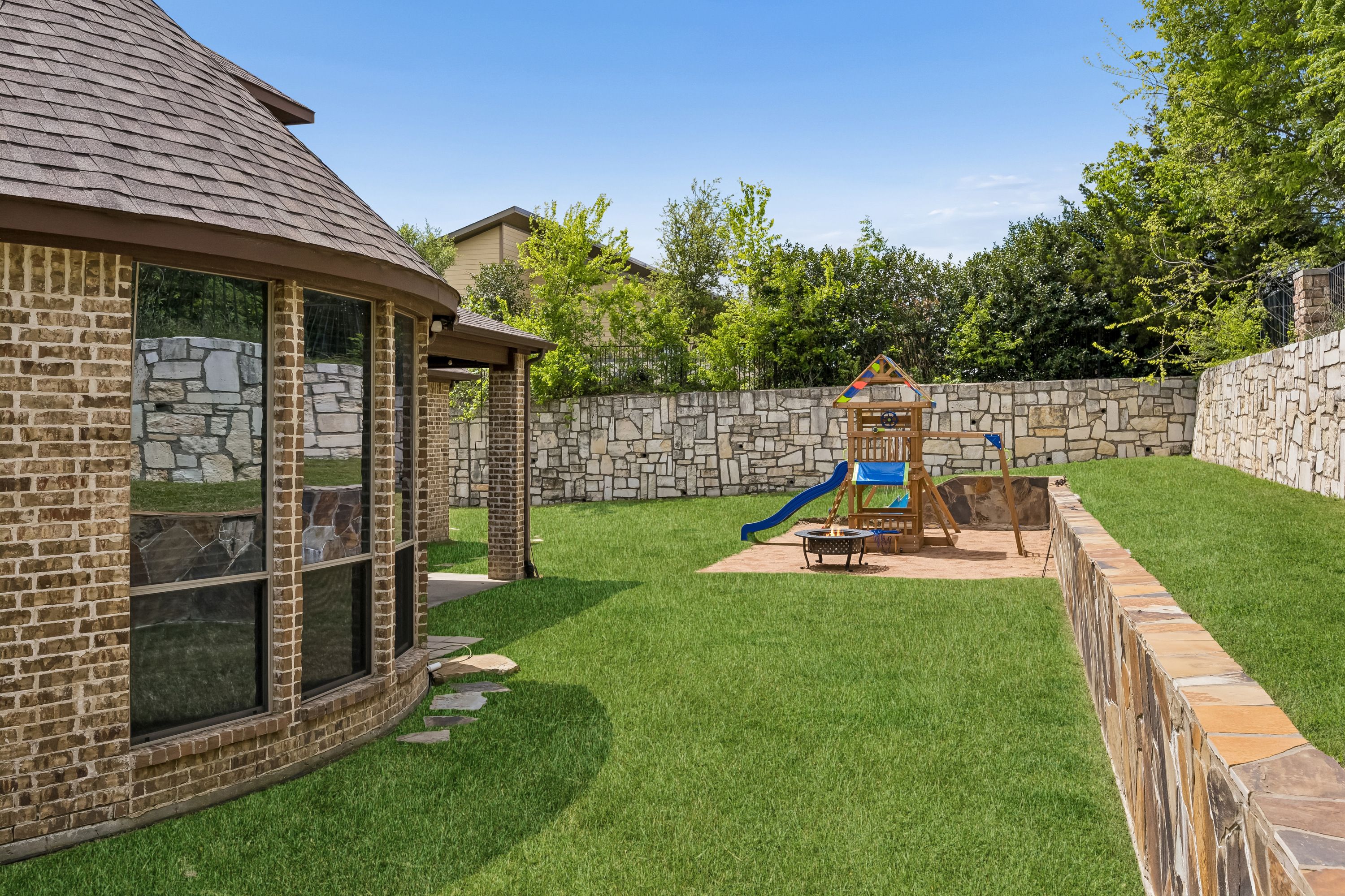  Meticulously Maintained George Welch Custom Home in Flagstone Estates - 物件實景