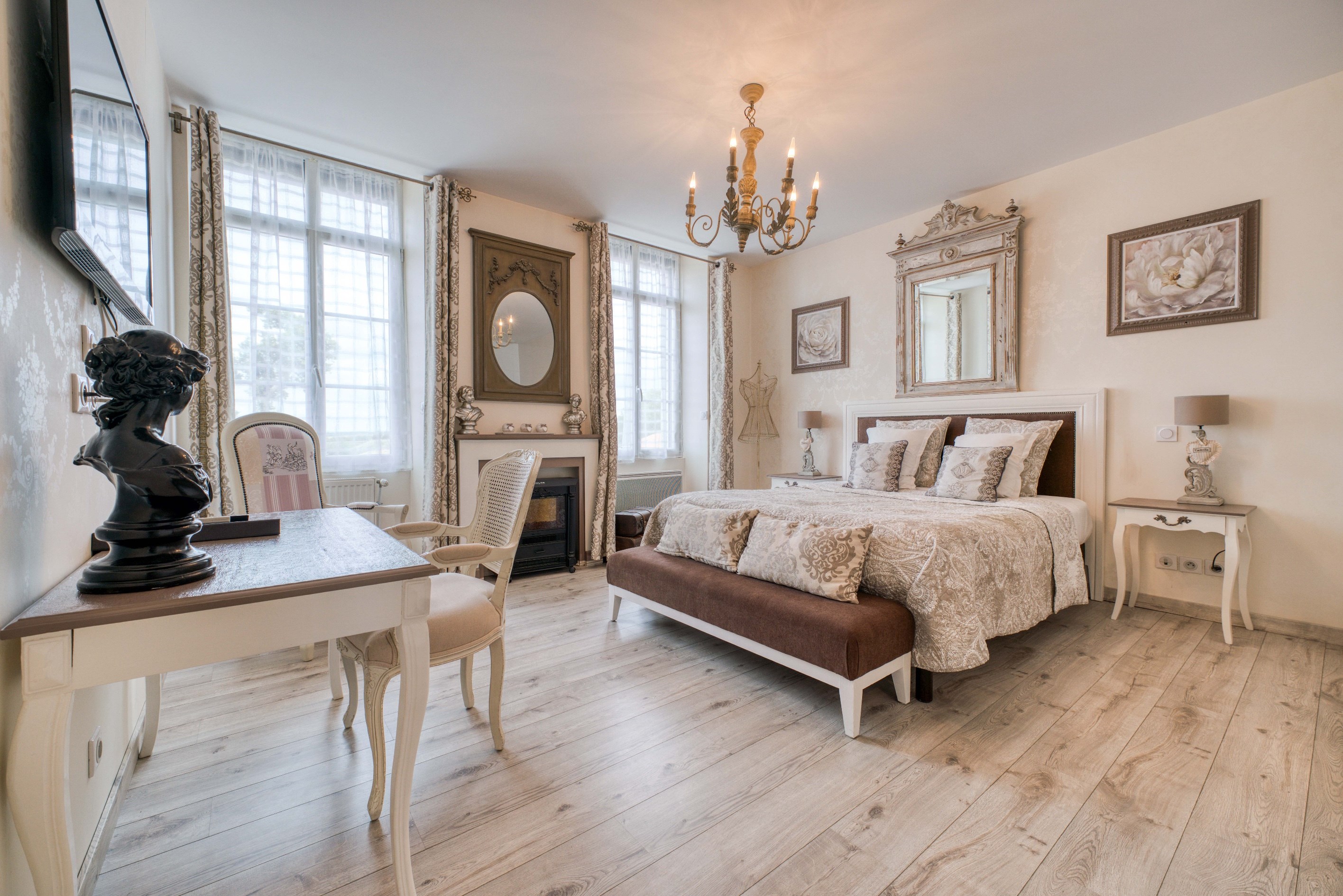  EXCEPTIONAL ESTATE FOR HOSPITALITY AND EVENTS WITH PRIVATE MANOR HOUSE NEAR ANG… - 物件實景