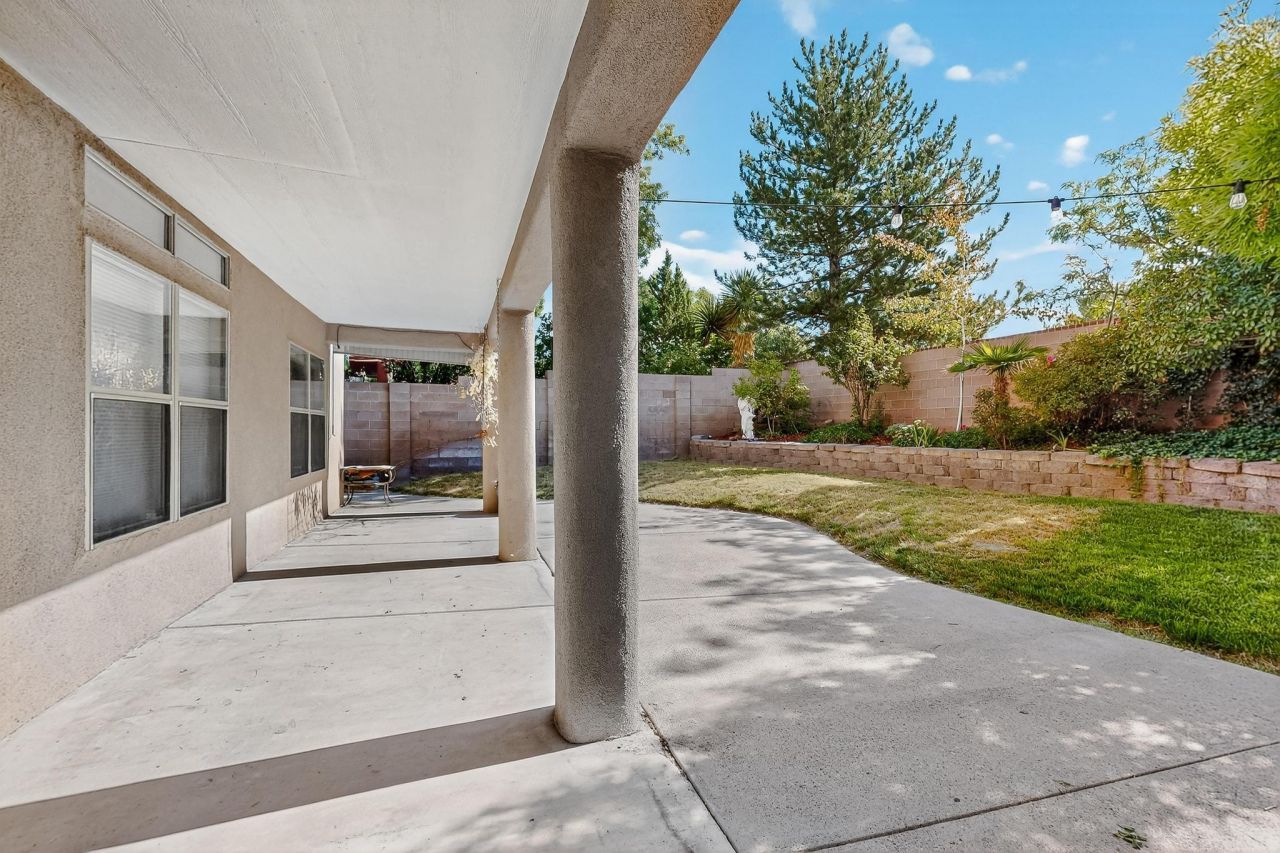 Albuquerque, New Mexico, 87114, United States, 4 Bedrooms Bedrooms, ,4 BathroomsBathrooms,Residential,For Sale,1941091