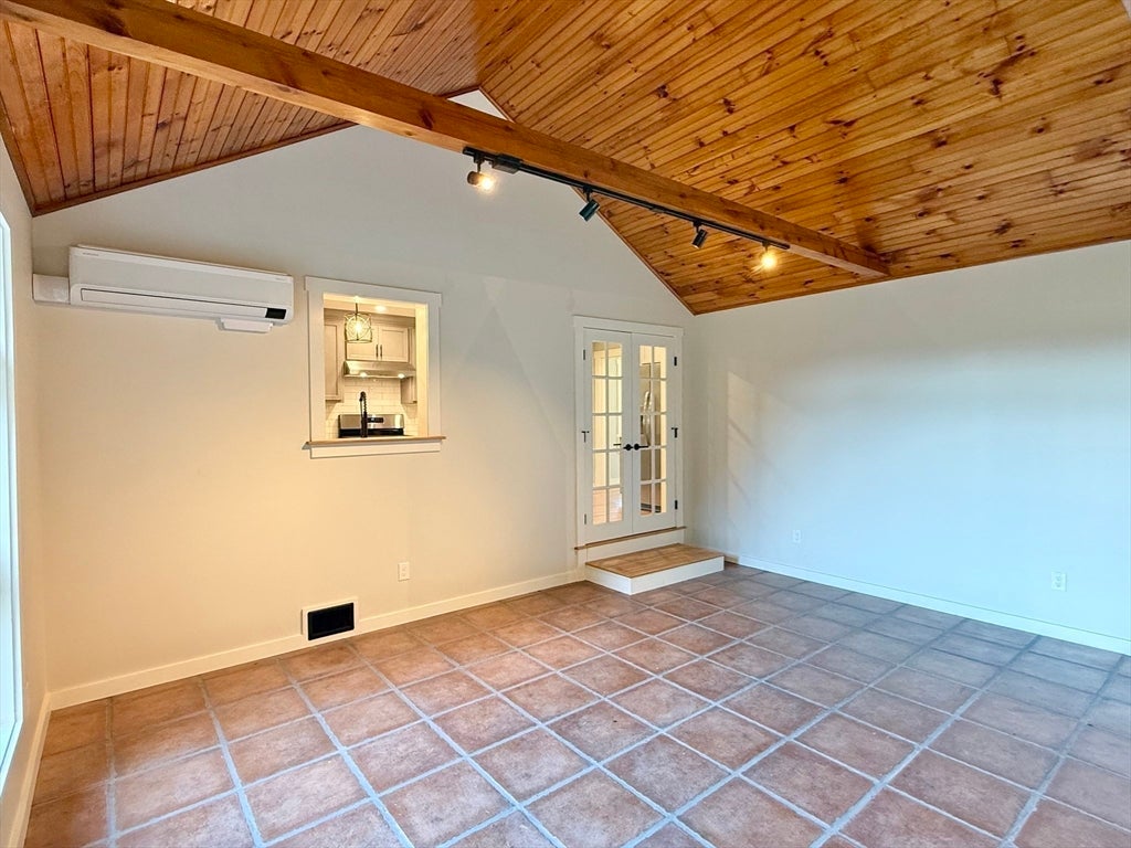 Montague, Massachusetts, 01351, United States, 3 Bedrooms Bedrooms, ,2 BathroomsBathrooms,Residential,For Sale,1956497