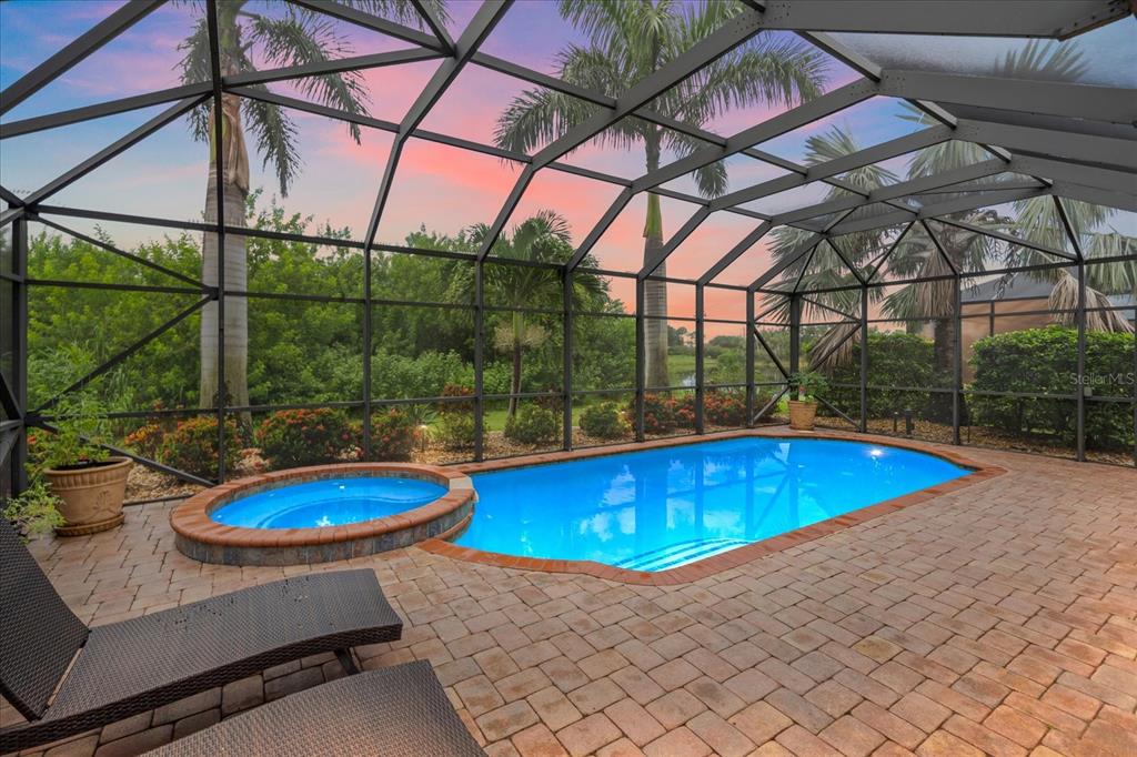 Bradenton, Florida, 34212, United States, 3 Bedrooms Bedrooms, ,2 BathroomsBathrooms,Residential,For Sale,1927218