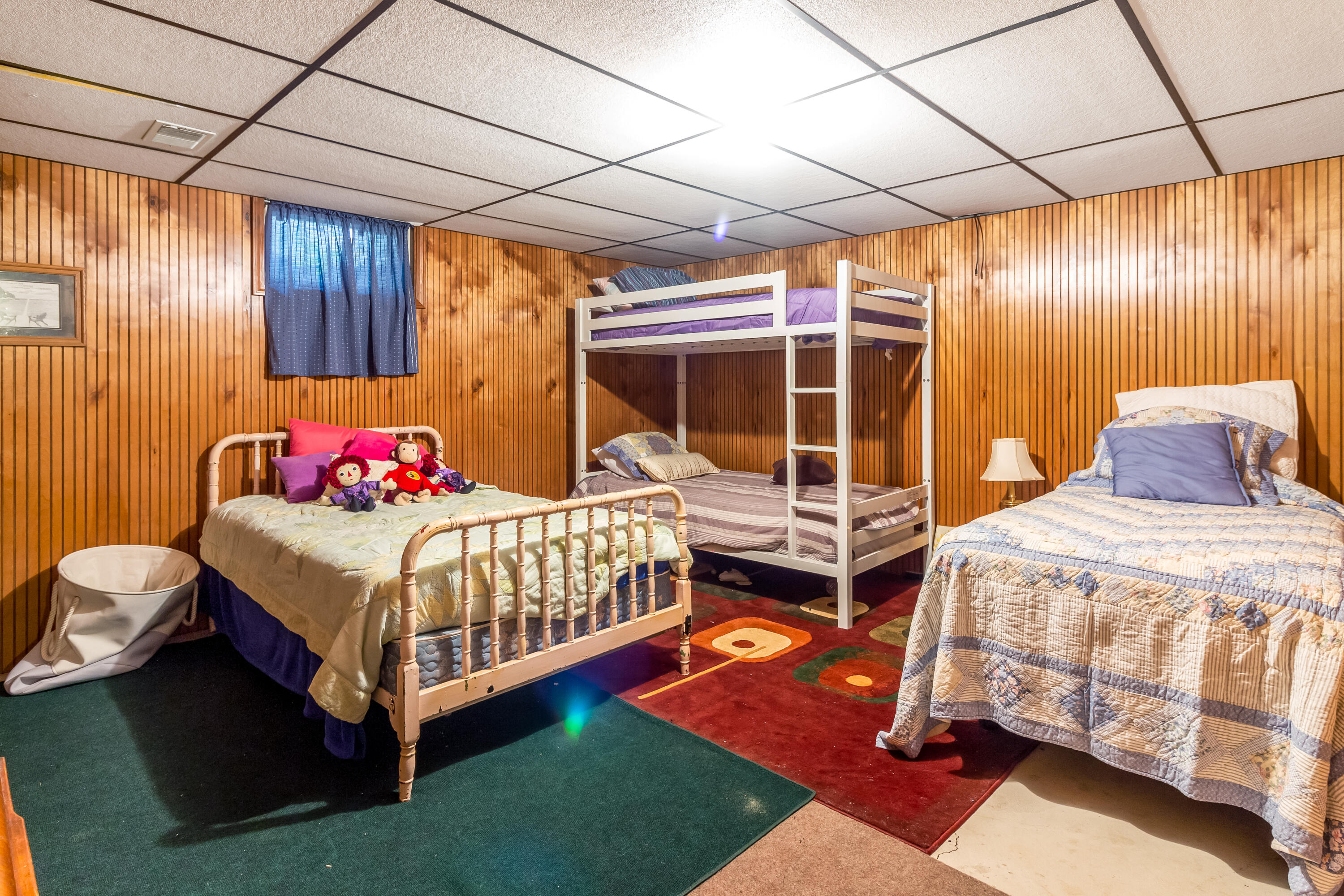 Fennville, Michigan, 49408, United States, 3 Bedrooms Bedrooms, ,3 BathroomsBathrooms,Residential,For Sale,1974475