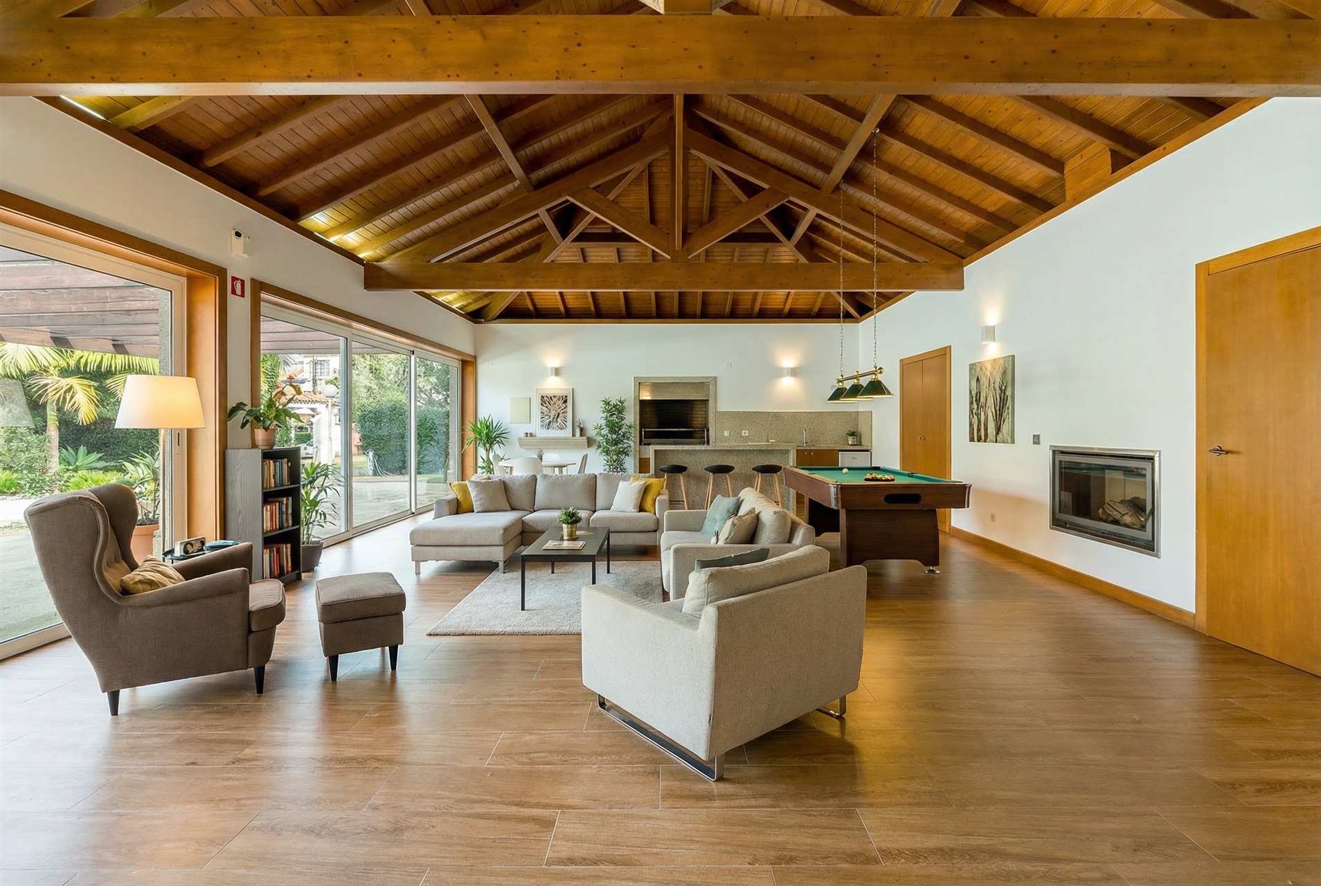  Palace, 8 bedrooms, for Sale - 物件實景