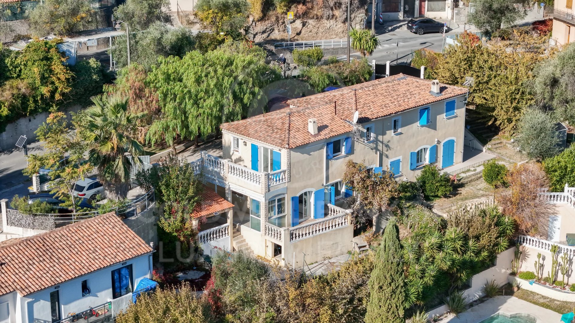 Nice, Provence-Alpes-Côte d’Azur, 06000, FR, 3 Bedrooms Bedrooms, ,2 BathroomsBathrooms,Residential,For Sale,1999783