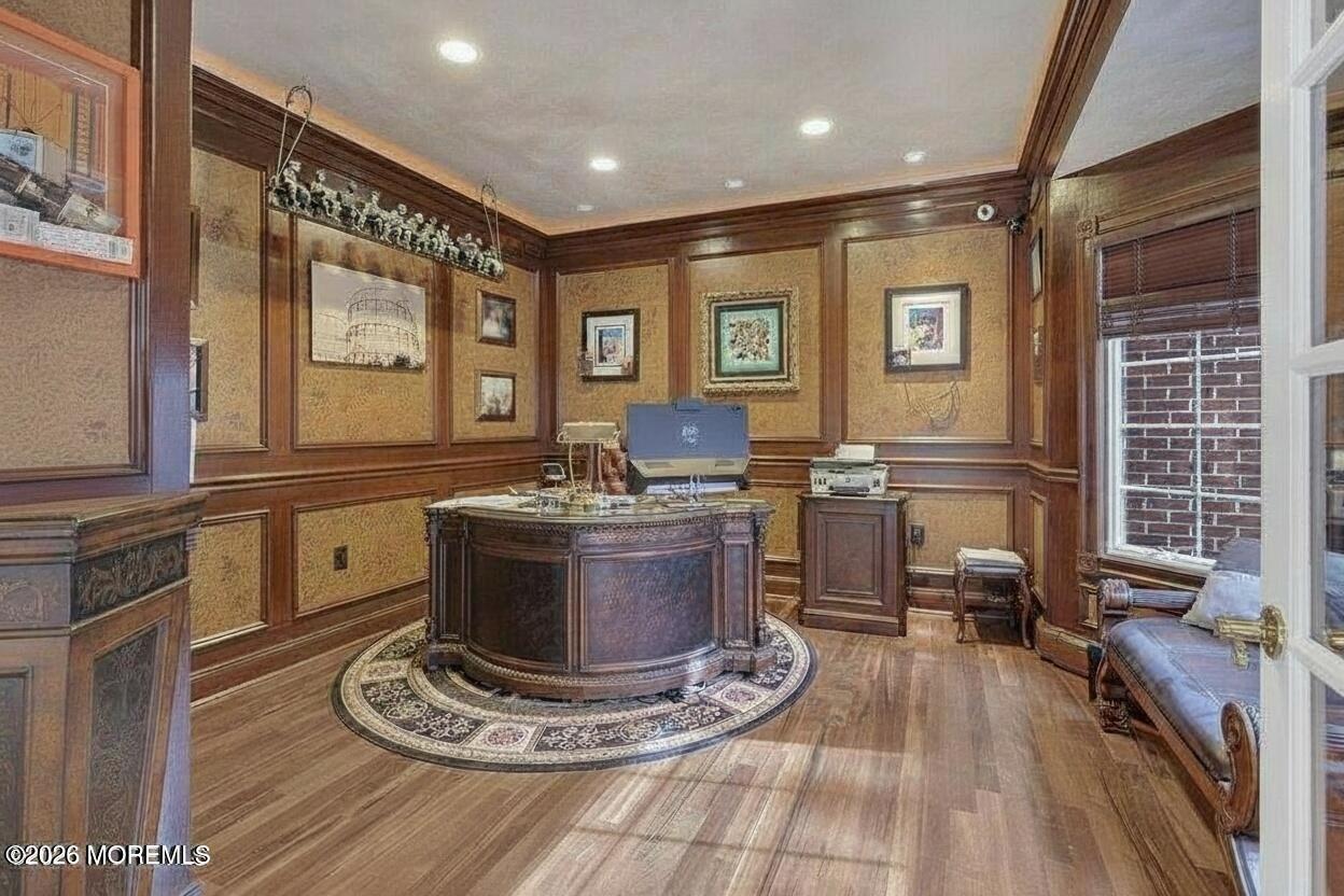 Manalapan, New Jersey, 07726, United States, 4 Bedrooms Bedrooms, ,5 BathroomsBathrooms,Residential,For Sale,2042369