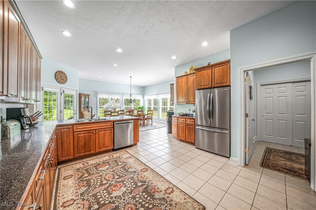 Garrettsville, Ohio, 44231, United States, 3 Bedrooms Bedrooms, ,3 BathroomsBathrooms,Residential,For Sale,1890626