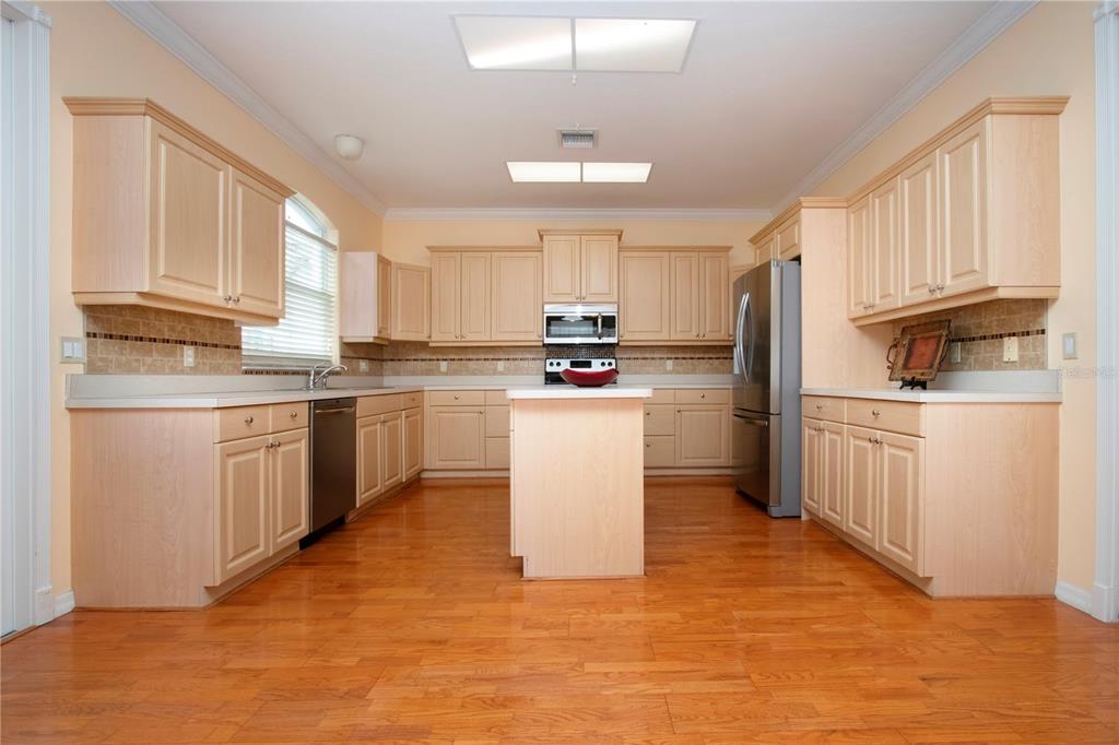 Ellenton, Florida, 34222, United States, 4 Bedrooms Bedrooms, ,3 BathroomsBathrooms,Residential,For Sale,1988008