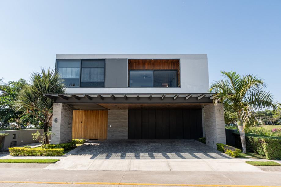 Jacaranda, Cuauhtémoc, Colima, 28530, Mexico, 4 Bedrooms Bedrooms, ,5 BathroomsBathrooms,Residential,For Sale,Jacaranda,1676644